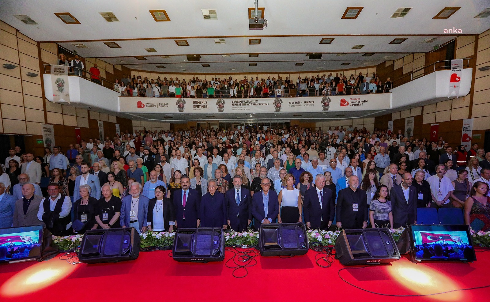 ULUSLARARASI HOMEROS FESTİVALİ'NE COŞKULU AÇILIŞ