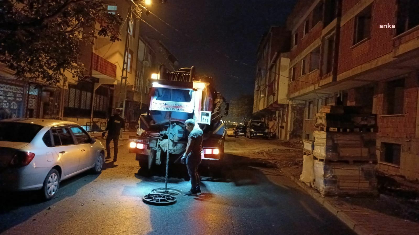 AKOM’DAN İSTANBULLULARA YAĞIŞ  UYARISI: ÖZELLİKLE ANADOLU YAKASI'NDA SAATTE 100 KİLOGRAM VE ÜZERİ YAĞIŞ OLMASI BEKLENİYOR