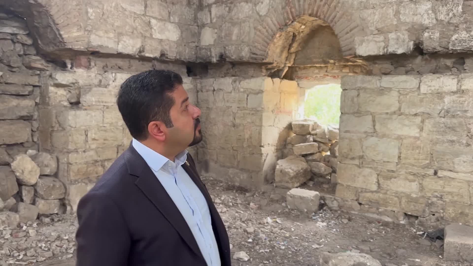 AHMET BARAN YAZGAN'DAN, TARİHİ EVLİYA KASIM PAŞA CAMİ'NİN HARABE HALİNE TEPKİ: "TÜRKİYE CUMHURİYETİ’NDE ZANNEDİYORUM BU DURUMDA BAŞKA BİR ECDAT YADİGARI YOKTUR"