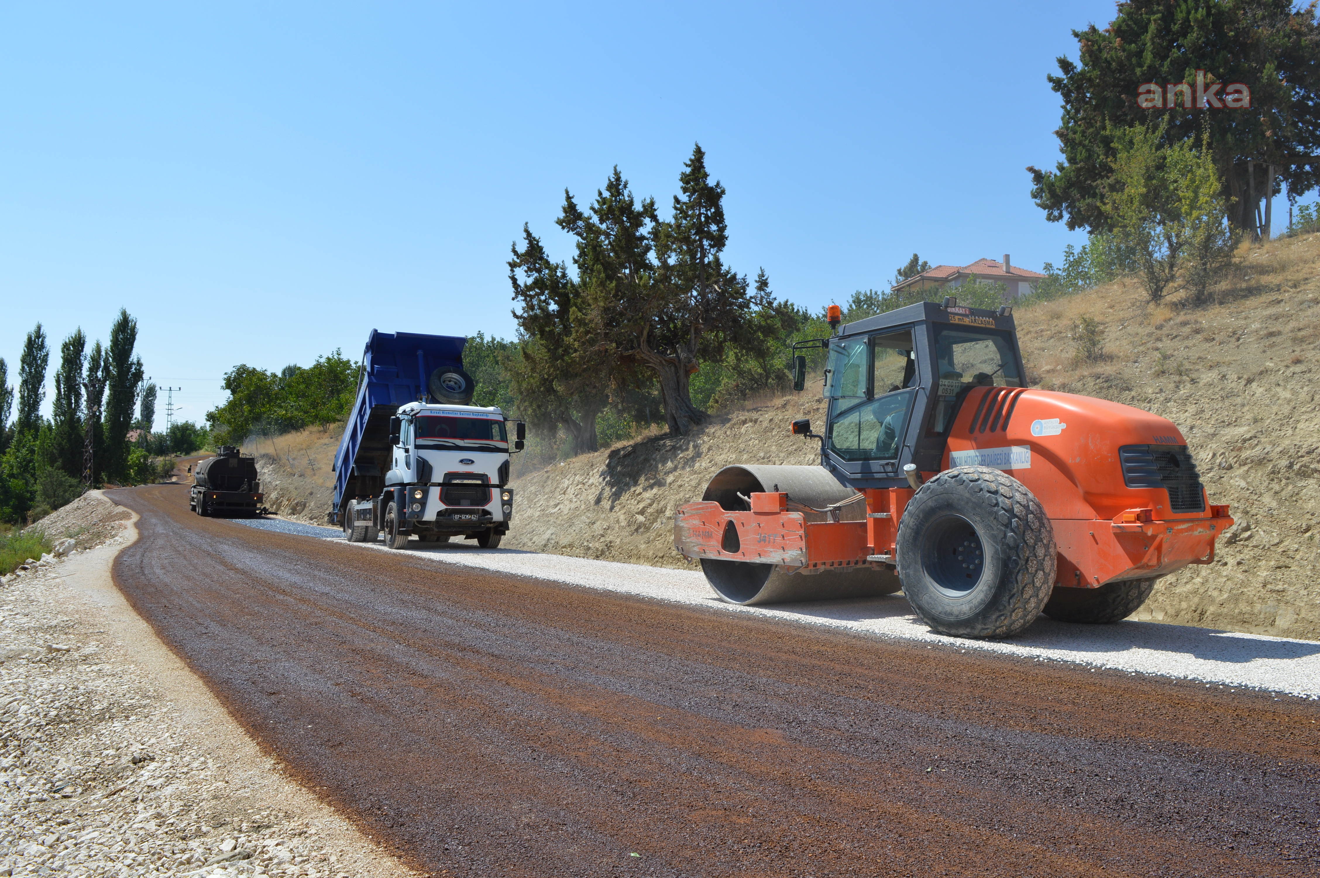 ANTALYA KIRSALINDA YOL ÇALIŞMALARI DEVAM EDİYOR