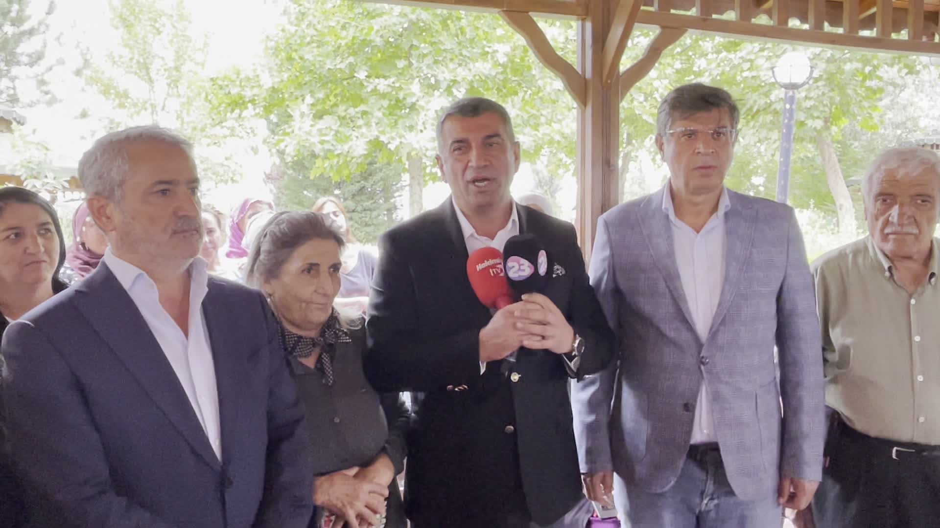 GÜRSEL EROL, ARACI SİLAHLI SALDIRIYA UĞRAYAN MECLİS ÜYESİ CAFER YEŞİL’İ ZİYARET ETTİ: “BÖYLE BİR SALDIRIYI ASLA KABUL ETMİYORUZ. ŞİDDETLE KINIYORUZ. HERKES HADDİNİ BİLSİN. OLAYIN ÜZERİNE GİDECEĞİZ”