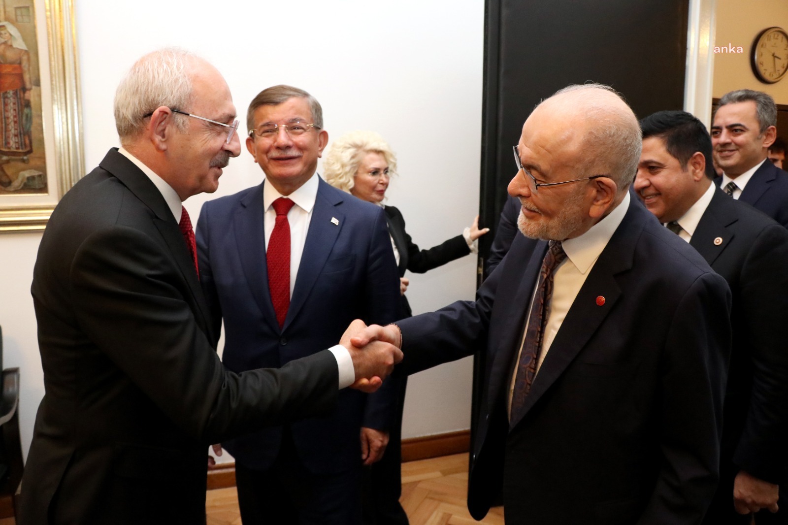 TEMEL KARAMOLLAOĞLU VE AHMET DAVUTOĞLU, CHP GENEL BAŞKANI KEMAL KILIÇDAROĞLU’NU MECLİS’TEKİ MAKAMINDA ZİYARET ETTİ