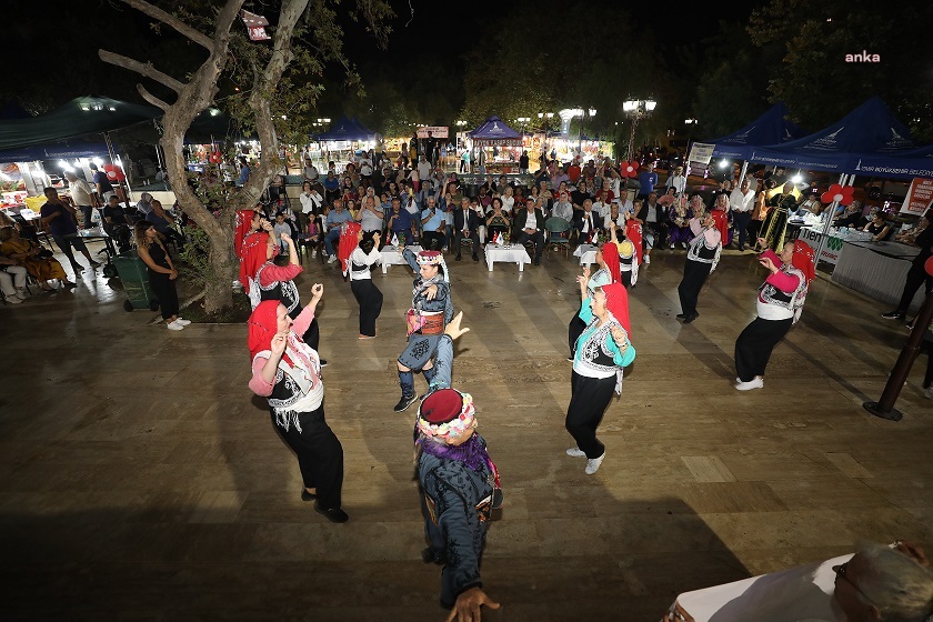 15'İNCİ ULUSLARARASI ALTIN SAAT KULESİ ÖDÜLLERİ FESTİVALİ SONA ERDİ