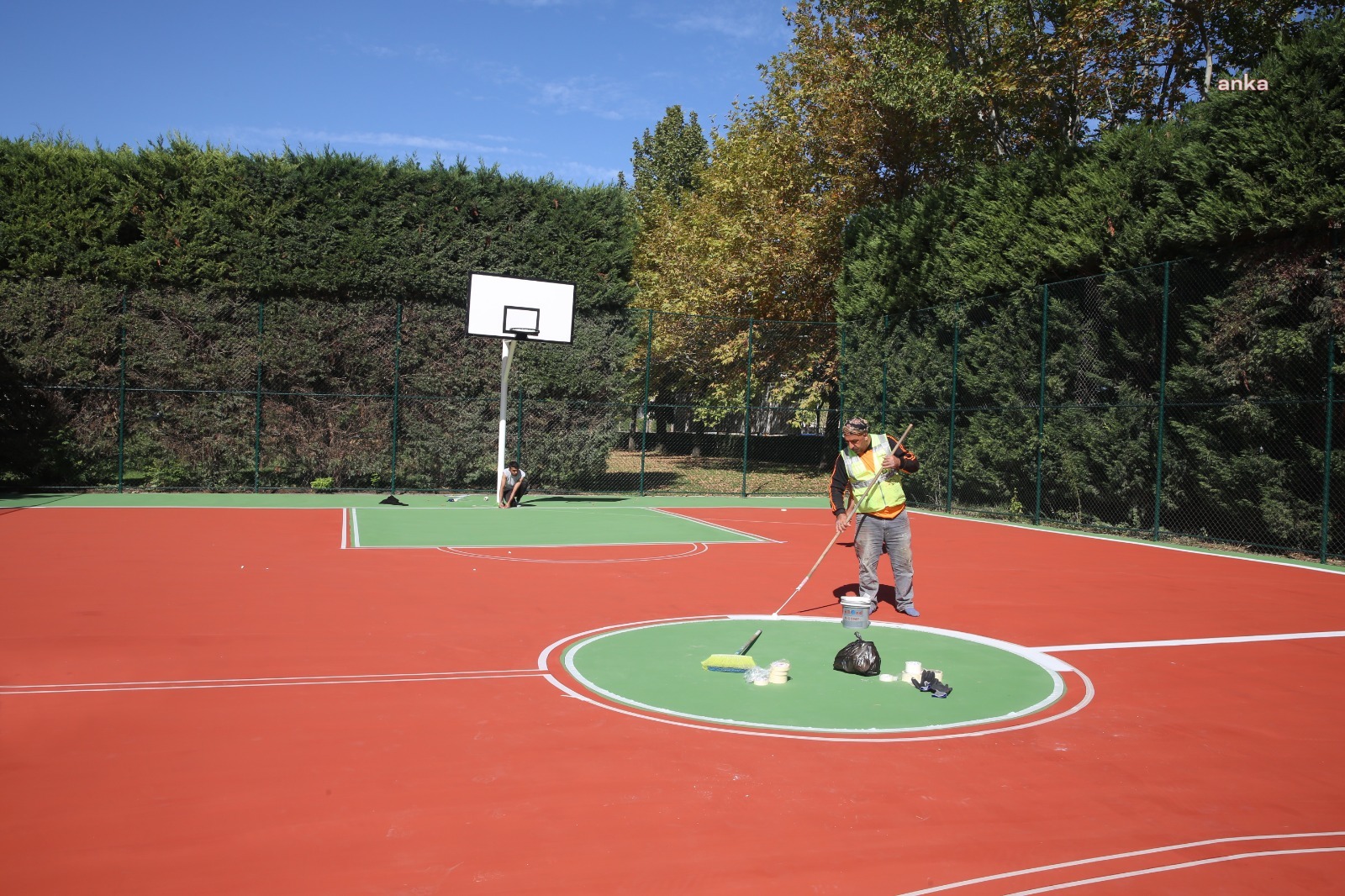 ESKİŞEHİR BÜYÜKŞEHİR'DEN BASKETBOLSEVERLERE MODERN SAHA
