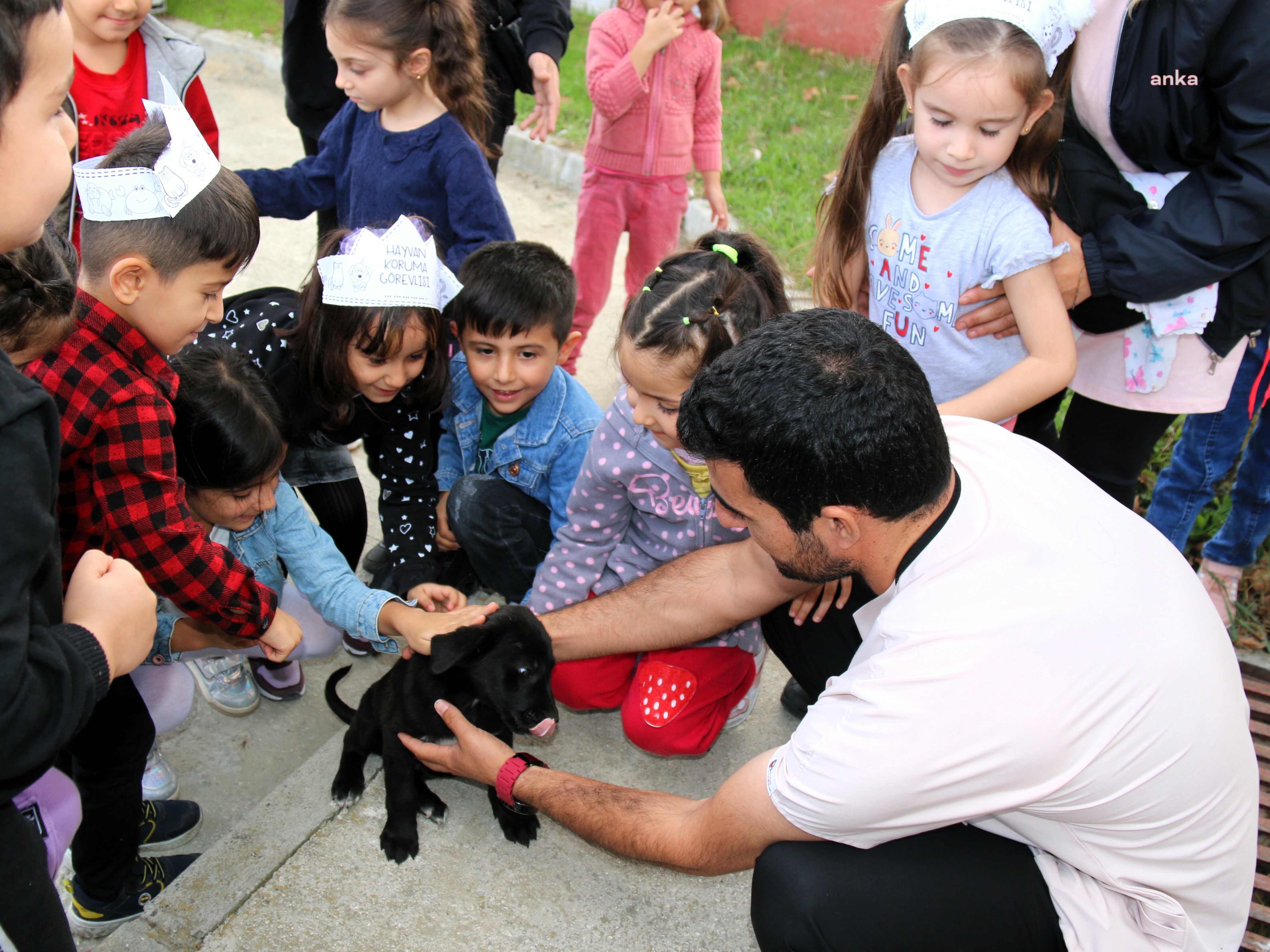 ÇERKEZKÖY BELEDİYESİ, 4 EKİM DÜNYA HAYVAN HAKLARI KORUMA GÜNÜ'NDE İLKOKUL VE ORTAOKUL ÖĞRENCİLERİNİ GEÇİCİ HAYVAN BAKIM VE REHABİLİTASYON MERKEZİ'NDE AĞIRLADI