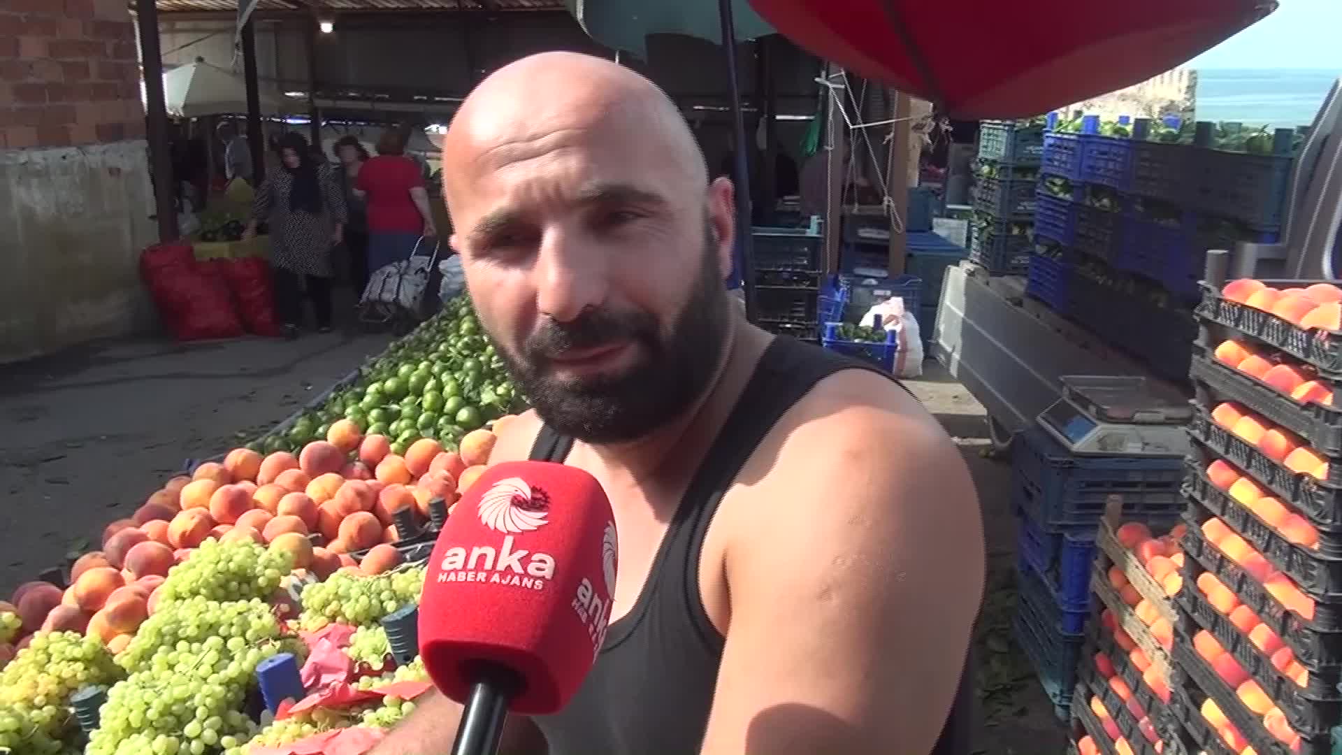 SİNOP'TA PAZARCILIK YAPAN ESNAF: "HAFTADA 2 GÜN 7 BİN LİRA MAZOTA PARA VERİYORUM. 4 BİN LİRA DA POŞETE PARA VERİYORUM ETTİ 11 BİN LİRA. BEN ZATEN 10 BİN LİRA PARA KAZANIYORUM"