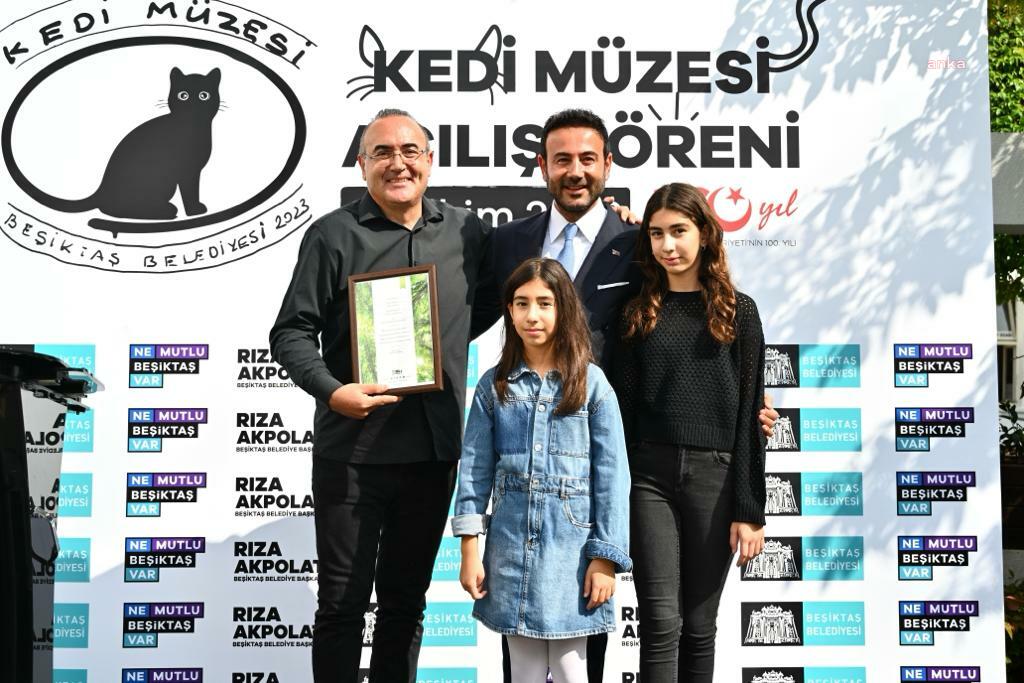 4 EKİM DÜNYA HAYVANLARI KORUMA GÜNÜ’NDE BEŞİKTAŞ’TA KEDİ MÜZESİ AÇILDI
