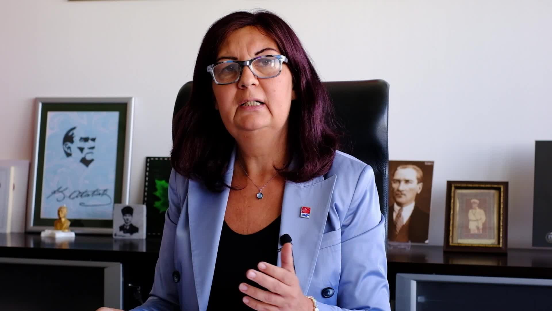LALE KARABIYIK: “ÖNCELİK ÖNLÜK DEĞİL, EN AZ BİR ÖĞÜN BESLENME VE SAĞLIKLI BİR SUYUN TÜM ÖĞRENCİLERE VERİLEBİLMESİ OLMALIYDI”