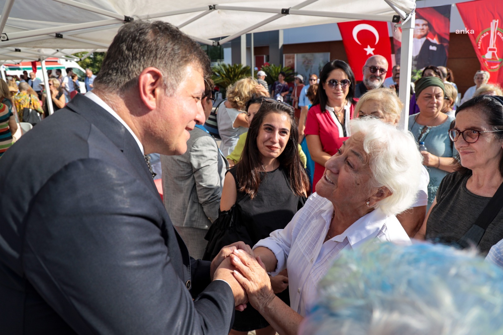 KARŞIYAKALI 'BİLGE ÇINARLAR' YENİ DÖNEME COŞKUYLA BAŞLADI