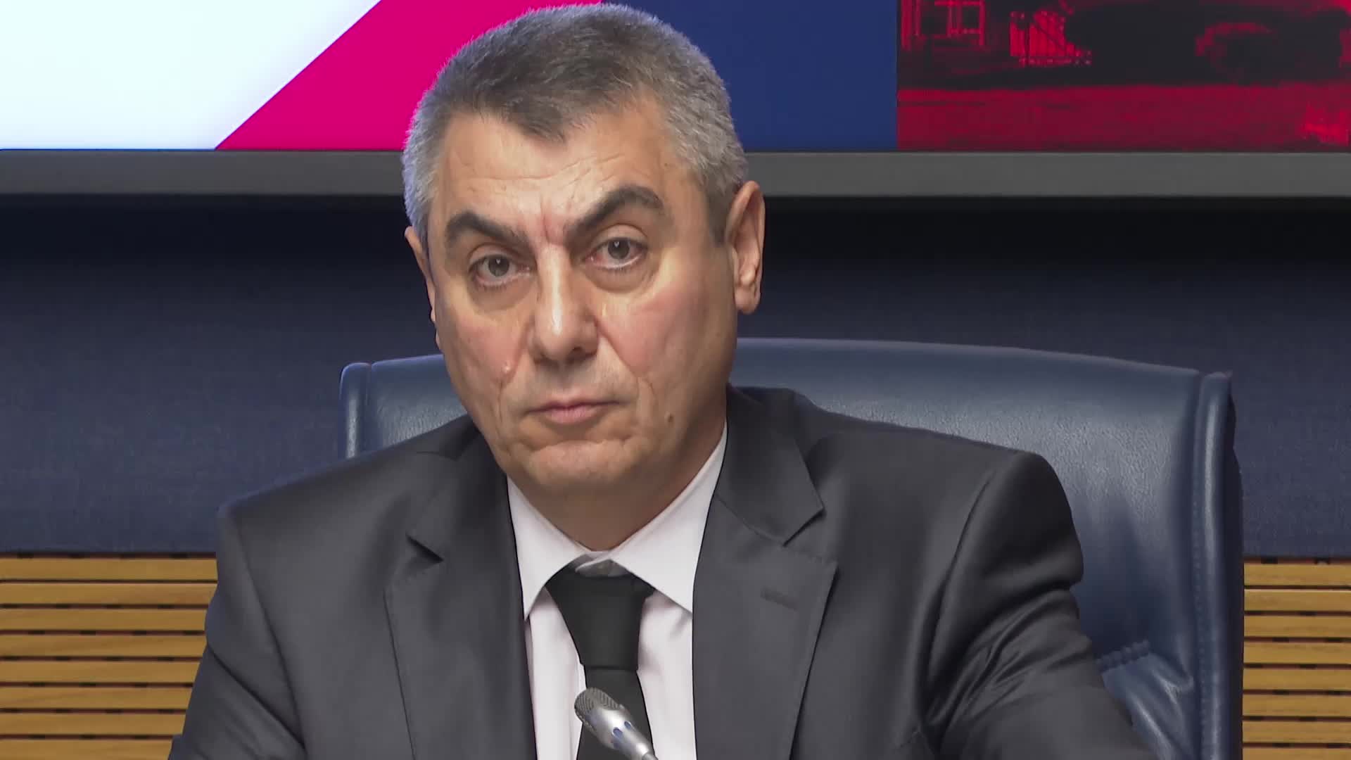 TBMM GÖÇ VE UYUM ALT KOMİSYONU'NDA, SURİYELİLERLE İLGİLİ VERİLER PAYLAŞILDI: 3,2 MİLYON SURİYELİ TÜRKİYE'DE GEÇİCİ KORUMA KAPSAMINDA, 160 BİNİ SON 10 YILDA VATANDAŞ OLDU, MÜLK ALIP VATANDAŞ OLAN SAYISI 40 BİN, 583 BİN SURİYELİ GÖNÜLLÜ GERİ DÖNÜŞ YAPTI
