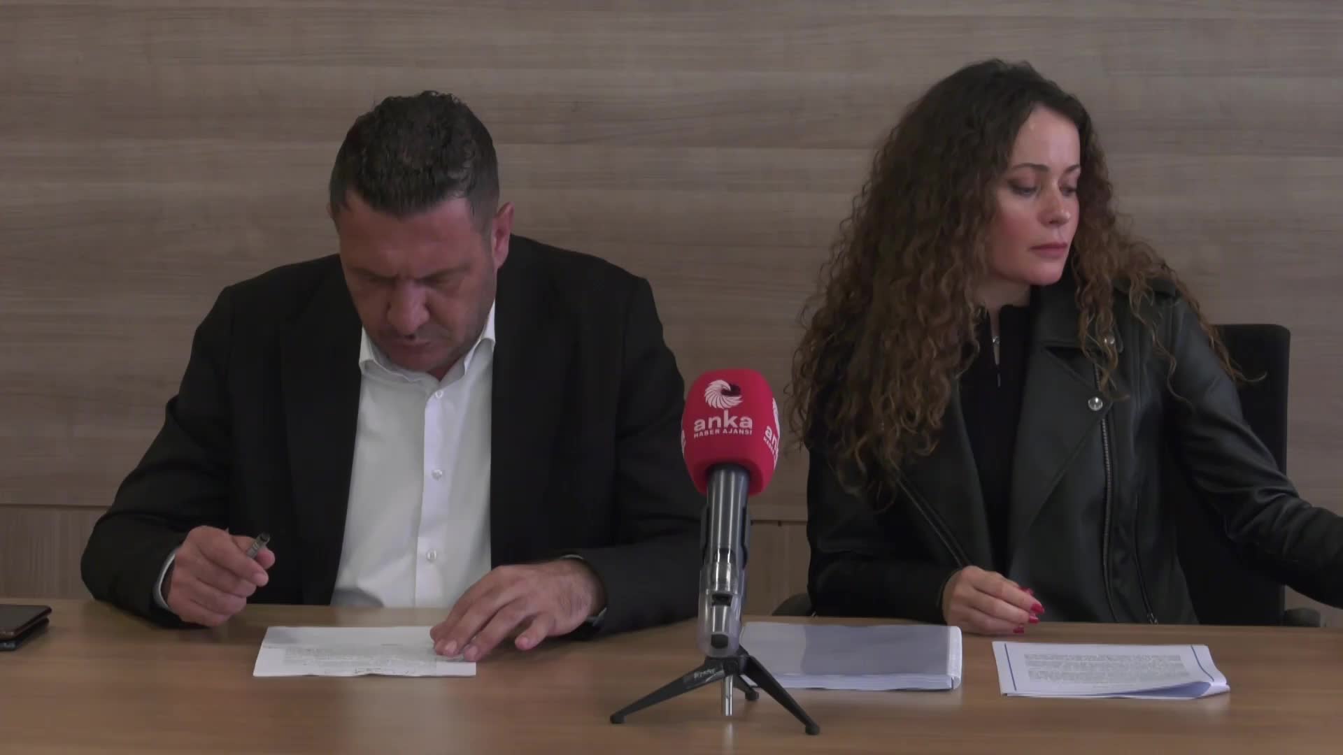 ÖZGECAN ASLAN’IN HAYATI FİLM OLUYOR… YÖNETMEN SEÇİL ÇELEBİ: “KADININ HAYATTAN KOPARILMASI SADECE ÖLDÜRÜLMESİYLE GERÇEKLEŞMİYOR. BU KANAATLERİN DEĞİŞMESİ GEREKİYOR. ONUN ÇIĞLIĞI ÜZERİNDEN ÖLDÜRÜLEN BÜTÜN KADINLARIN SESİNİ DUYURMAK İSTİYORUZ”