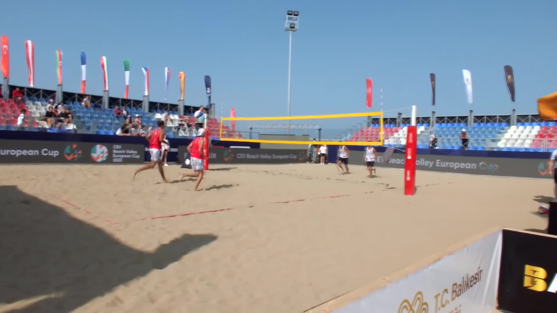 PLAJ VOLEYBOLU AVRUPA KUPASI BURHANİYE'DE BAŞLADI