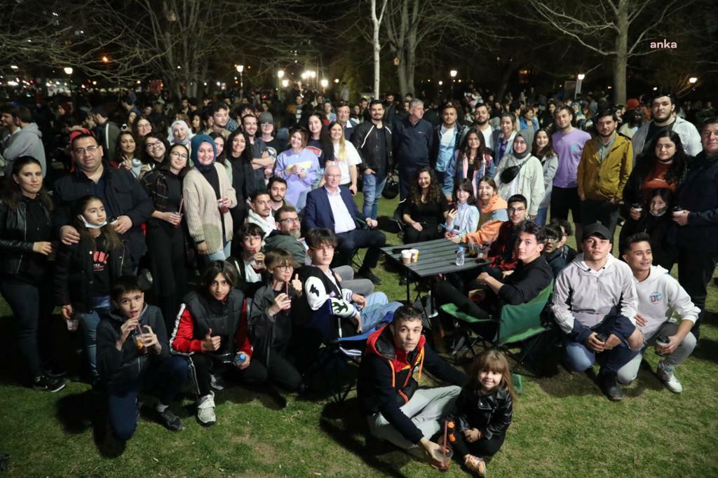 ODUNPAZARI BELEDİYE BAŞKANI KURT GENÇLERLE BULUŞACAK