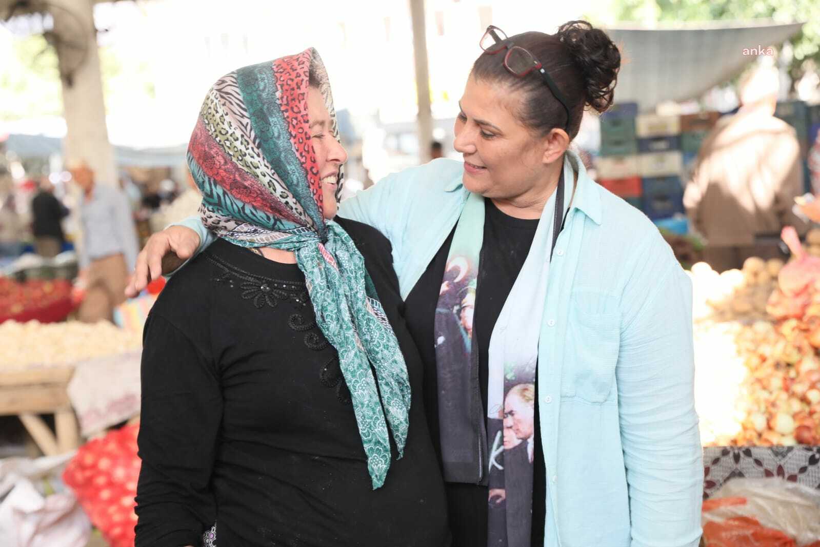 AYDIN BÜYÜKŞEHİR BELEDİYE BAŞKANI ÇERÇİOĞLU SULTANHİSAR PAZARI'NI ZİYARET ETTİ