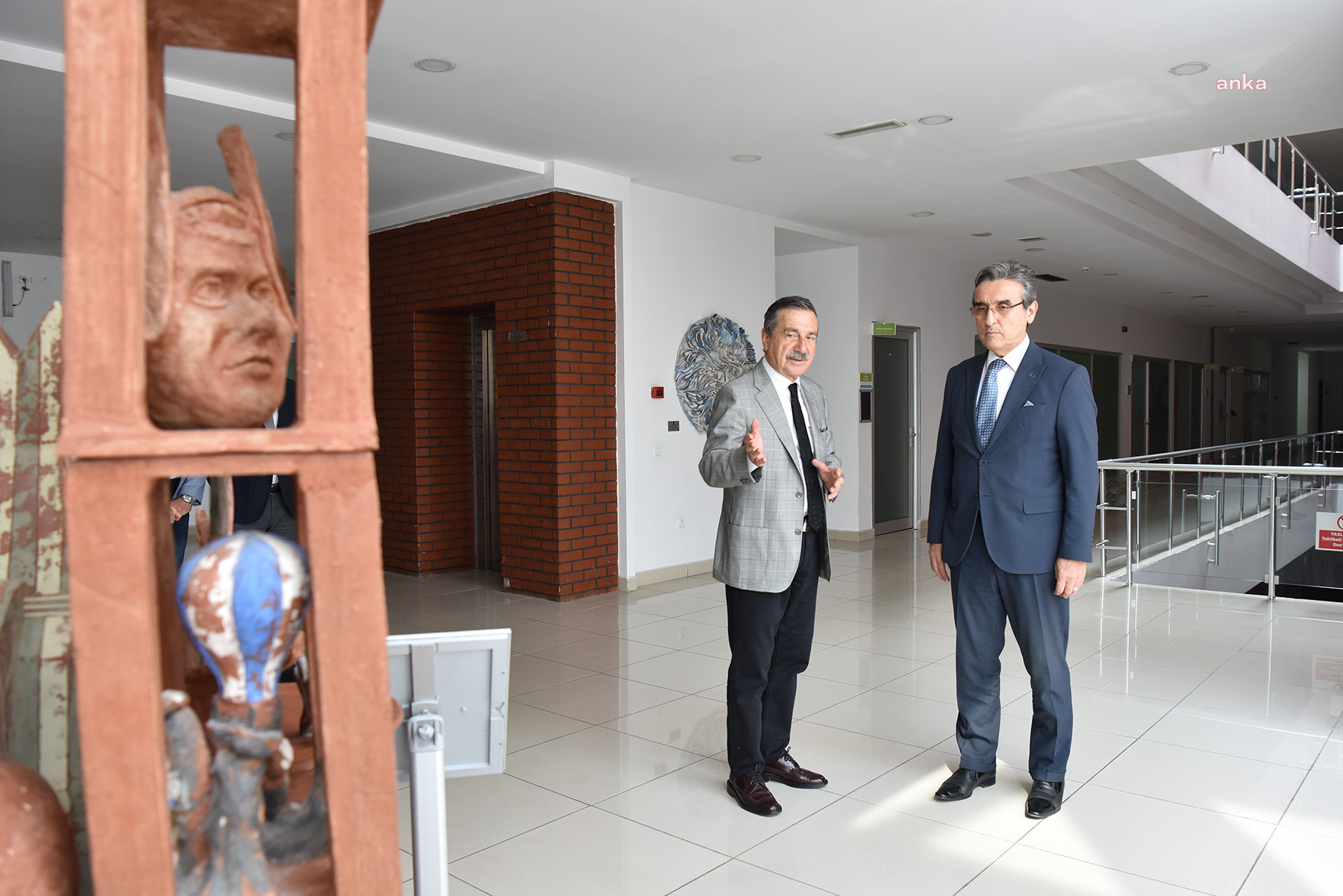 KAYMAKAM YÜCEL’DEN TEPEBAŞI BELEDİYE BAŞKANI ATAÇ’A ZİYARET
