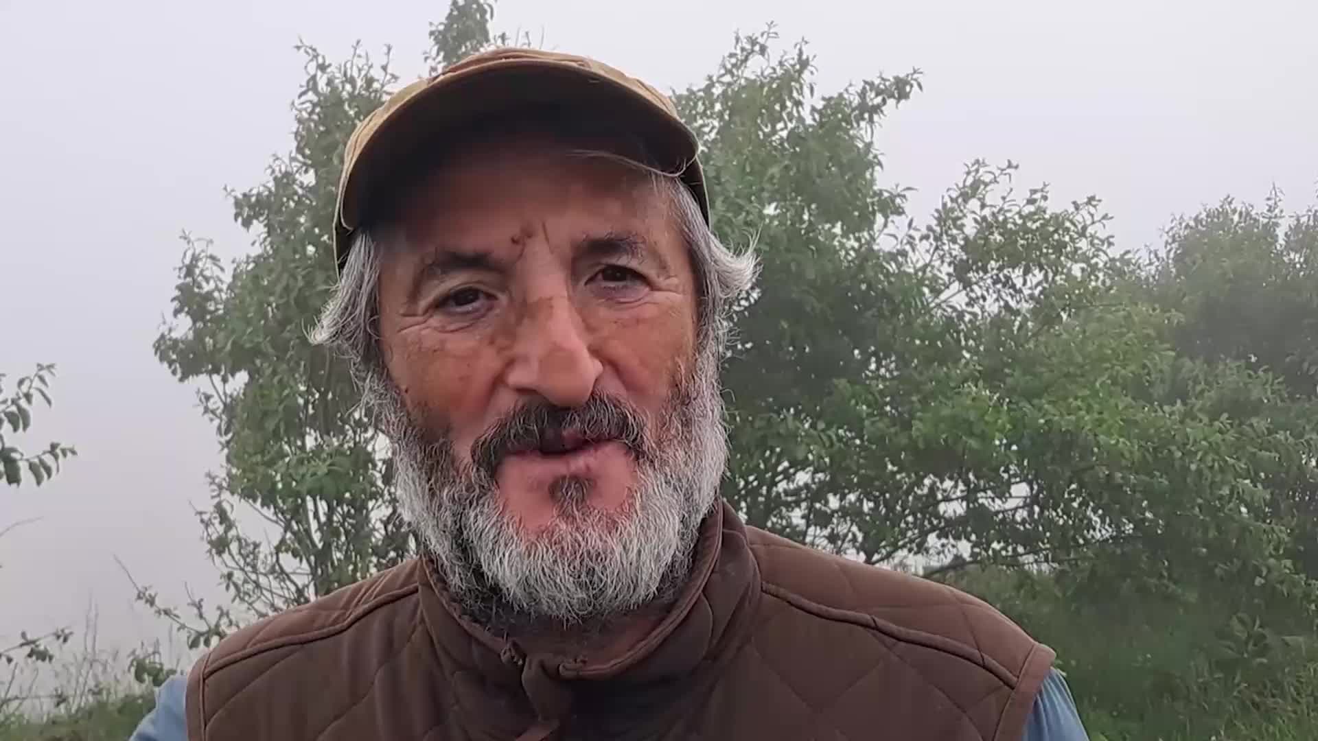 SON KİTABINI MEMLEKETİ ARTVİN ARDANUÇ'TA YAZAN YAZAR AKSU: "30'UN ÜZERİNDE KİTAP YAZDIM AMA EN ZEVKLİSİNİ BURADA YAZIYORUM"