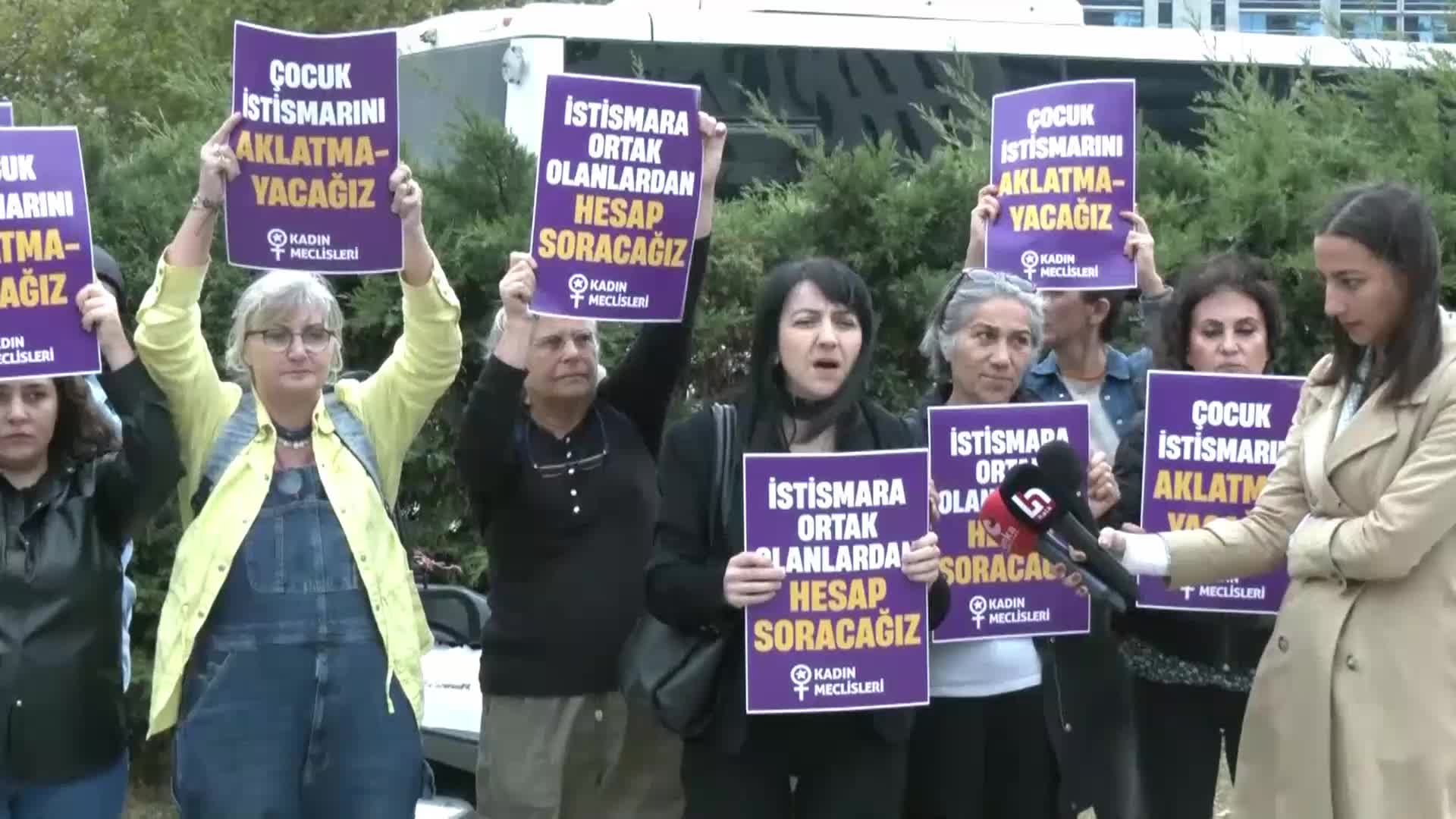 H.K.G. DAVASI’NIN 6. DURUŞMASI BAŞLADI... DURUŞMA ÖNCESİ AÇIKLAMA YAPILDI: "YASAMA ORGANLARINDA BULUNUP ‘YASALARA GEREK YOK’ DİYENLER KADINLARI ŞİDDETE MAHKUM EDİYOR"