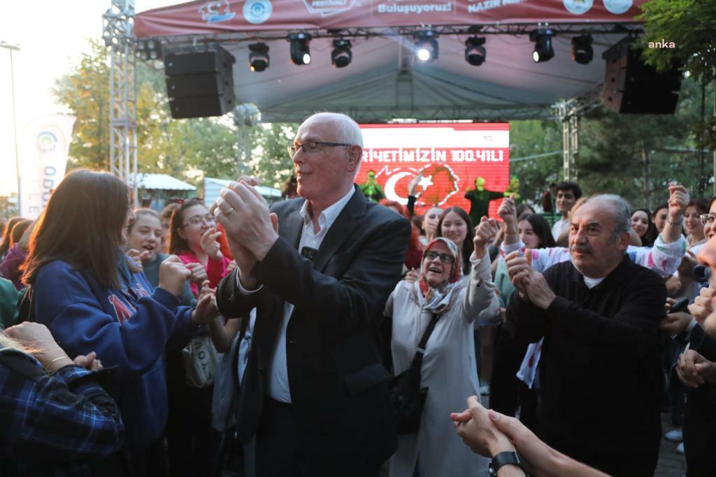ODUNPAZARI'NDA KAHVELER CUMHURİYET’İN 100’ÜNCÜ YILI ŞEREFİNE İÇİLDİ