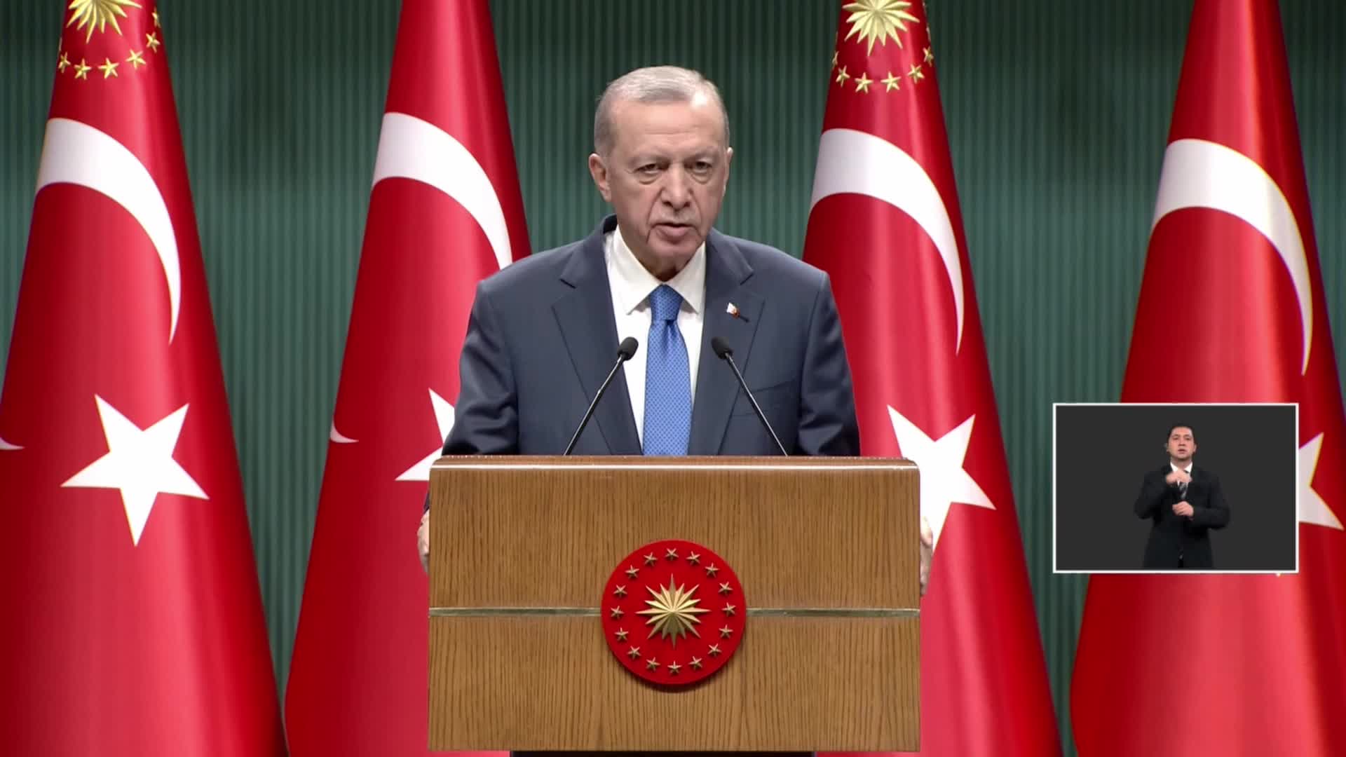 ERDOĞAN: “EMEKLİLERİMİZE BİR DEFAYA MAHSUS 5 BİN TL ÖDEMEYİ YAPMAYI KARARLAŞTIRDIK. KASIM AYININ İLK YARISI İTİBARİYLE EMEKLİLERİMİZİN HESABINA YATIRILMIŞ OLACAK”