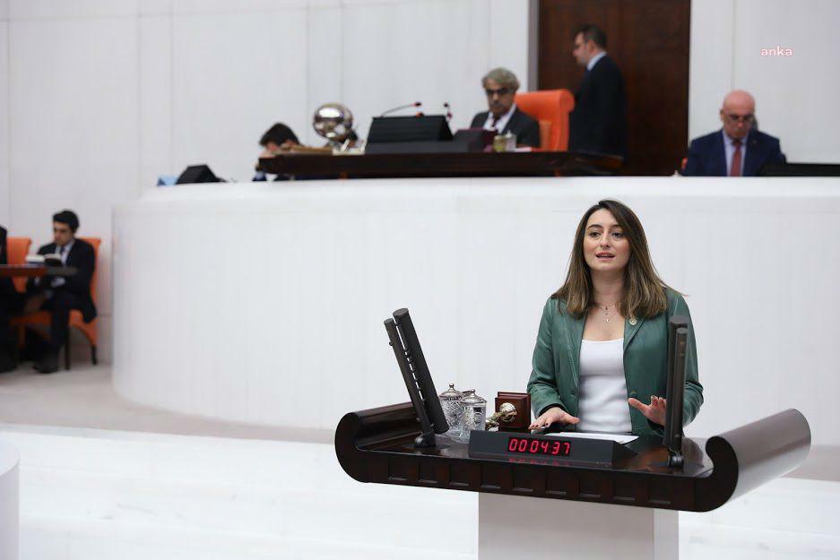 AYSU BANKOĞLU: “BİR KISIM EMEKLİYE VERİLECEK OLAN 5 BİN LİRA TUTARINDAKİ KOMİK İKRAMİYE, AKP’NİN EMEKLİYE 100. YIL KAZIĞIDIR”