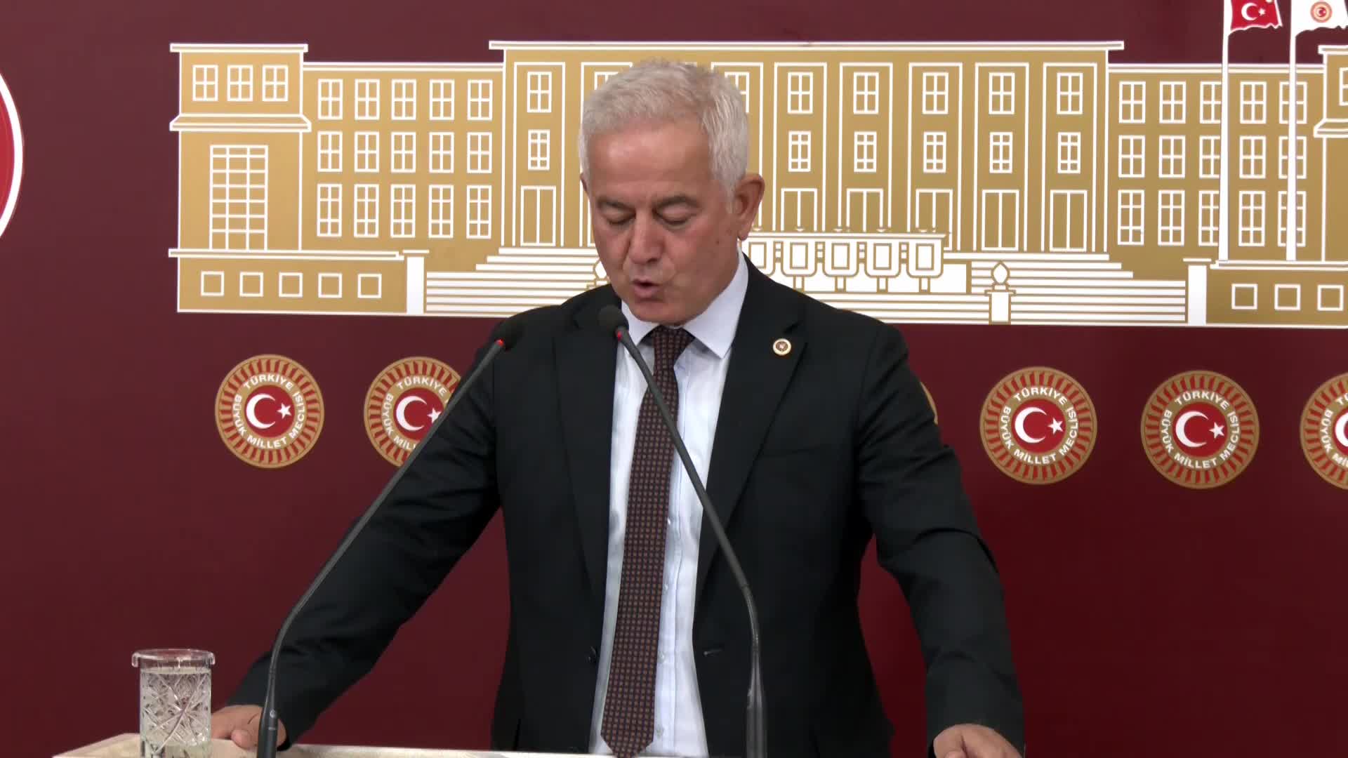 İSMET GÜNEŞHAN: “AÇIK ÖĞRETİM LİSELERİNE GİDEN 18 YAŞ ALTI ÖĞRENCİLERİN YÜZDE 50,2’SİNİ KIZ ÇOCUKLARI OLUŞTURUYOR. ELİ KALEM TUTMASI GEREKEN KIZ ÇOCUKLARIMIZ, EVLENDİRİLMEYE MECBUR BIRAKILIYOR”