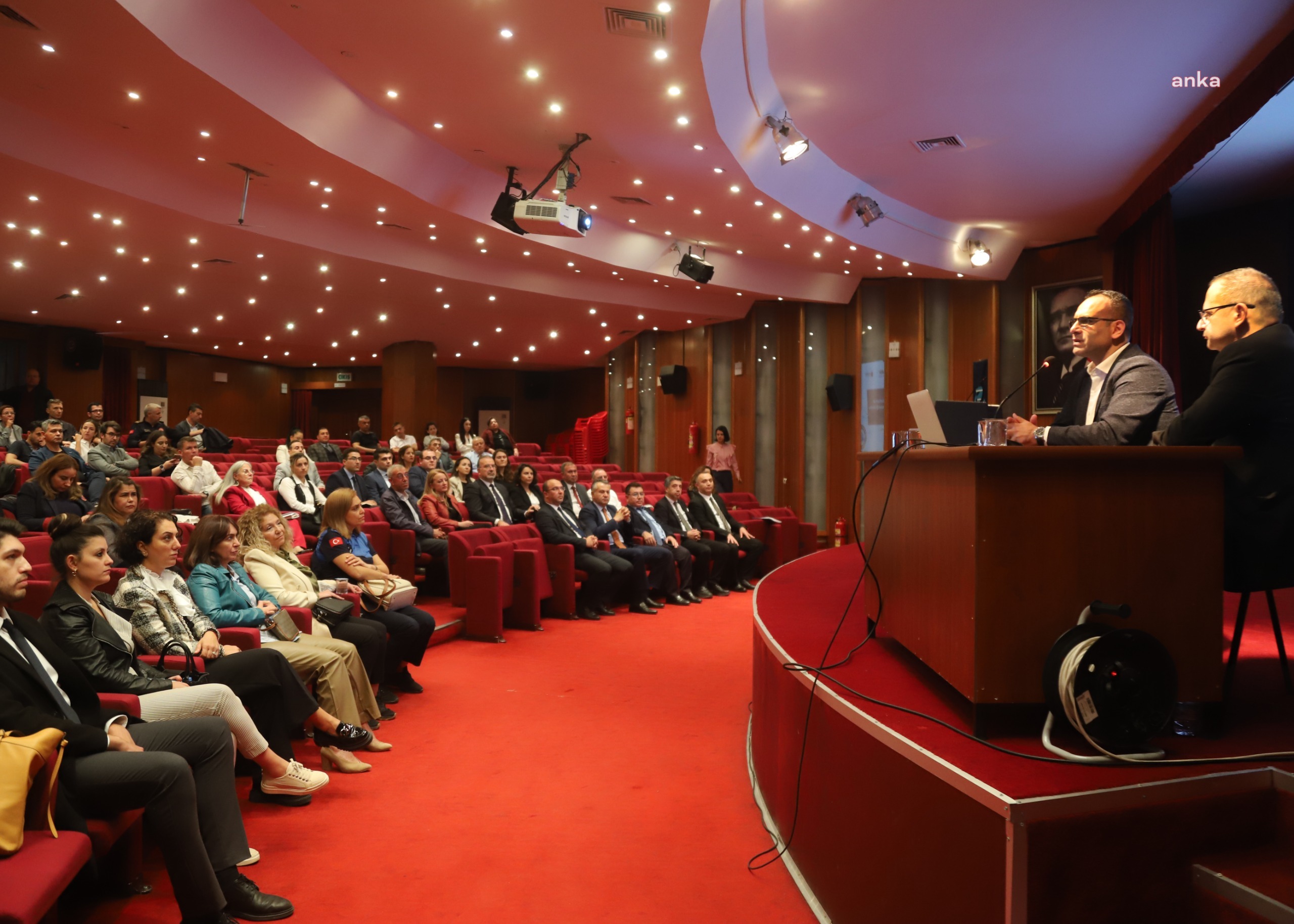 ESKİŞEHİR BÜYÜKŞEHİR'DEN BELEDİYELERDE İYİ YÖNETİŞİM PROGRAMI