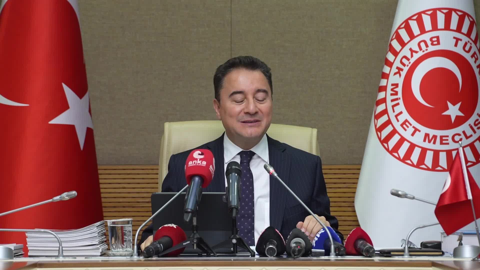 ALİ BABACAN: “MERKEZ BANKASI’NIN FAİZİNİ YÜKSELTEREK GIDA ENFLASYONUNU DÜŞÜREMEZSİNİZ, ANCAK İNSANLIK ONURUNU DÜŞÜRÜRSÜNÜZ”