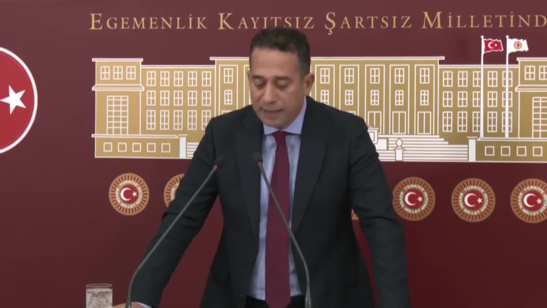 BAŞARIR’DAN, AYM’NİN CAN ATALAY’IN BAŞVURUSUNU GÖRÜŞMEYİ ERTELEMESİNE TEPKİ: “ÇAĞLAYAN’DA ŞAİBELİ BAZI KARARLARA İMZA ATTIKTAN SONRA YARGITAY’A GELİP, BİR TEK İMZA ATMADAN ANAYASA MAHKEMESİ’NE GEÇİYORSA, BU DOSYAYA HAZIR OLMAMASINI DA NORMAL KARŞILIYORUM”