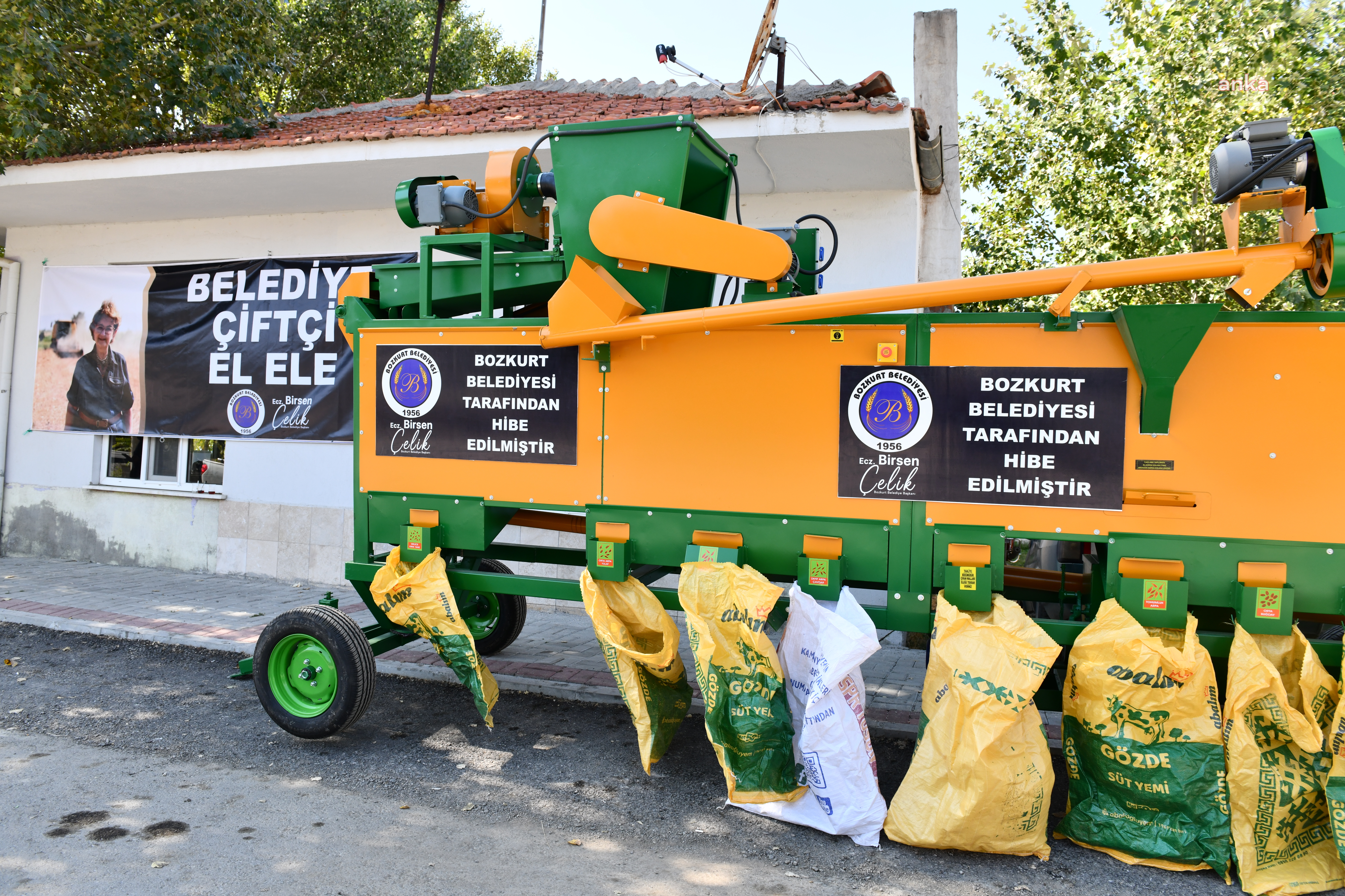 BOZKURT BELEDİYESİ’NDEN ÇİFTÇİLERE DESTEK
