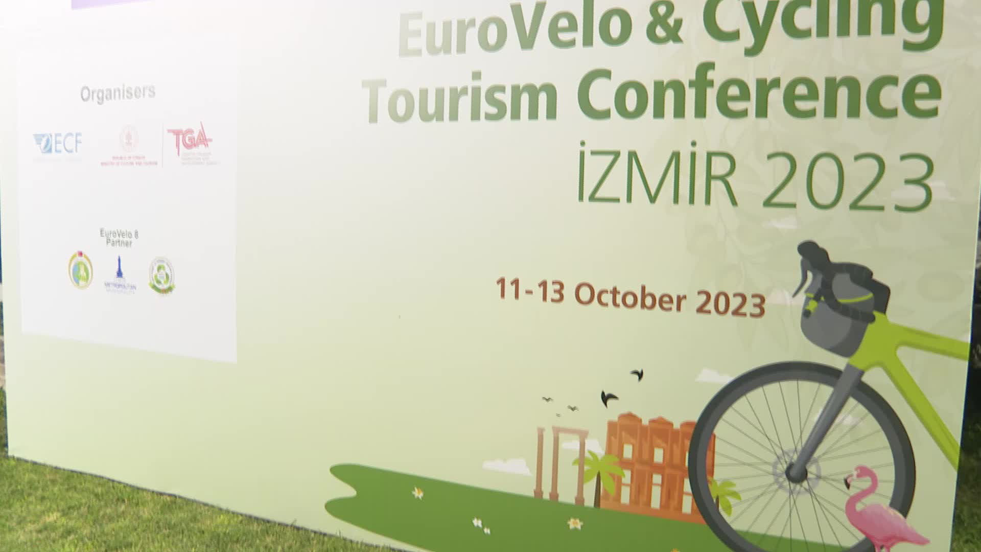 BAŞKAN SOYER, EUROVELO KONFERANSINDA KONUŞTU: "EUROVELO GELECEĞİMİZLE UYUMUN YOLUNU AÇIYOR"