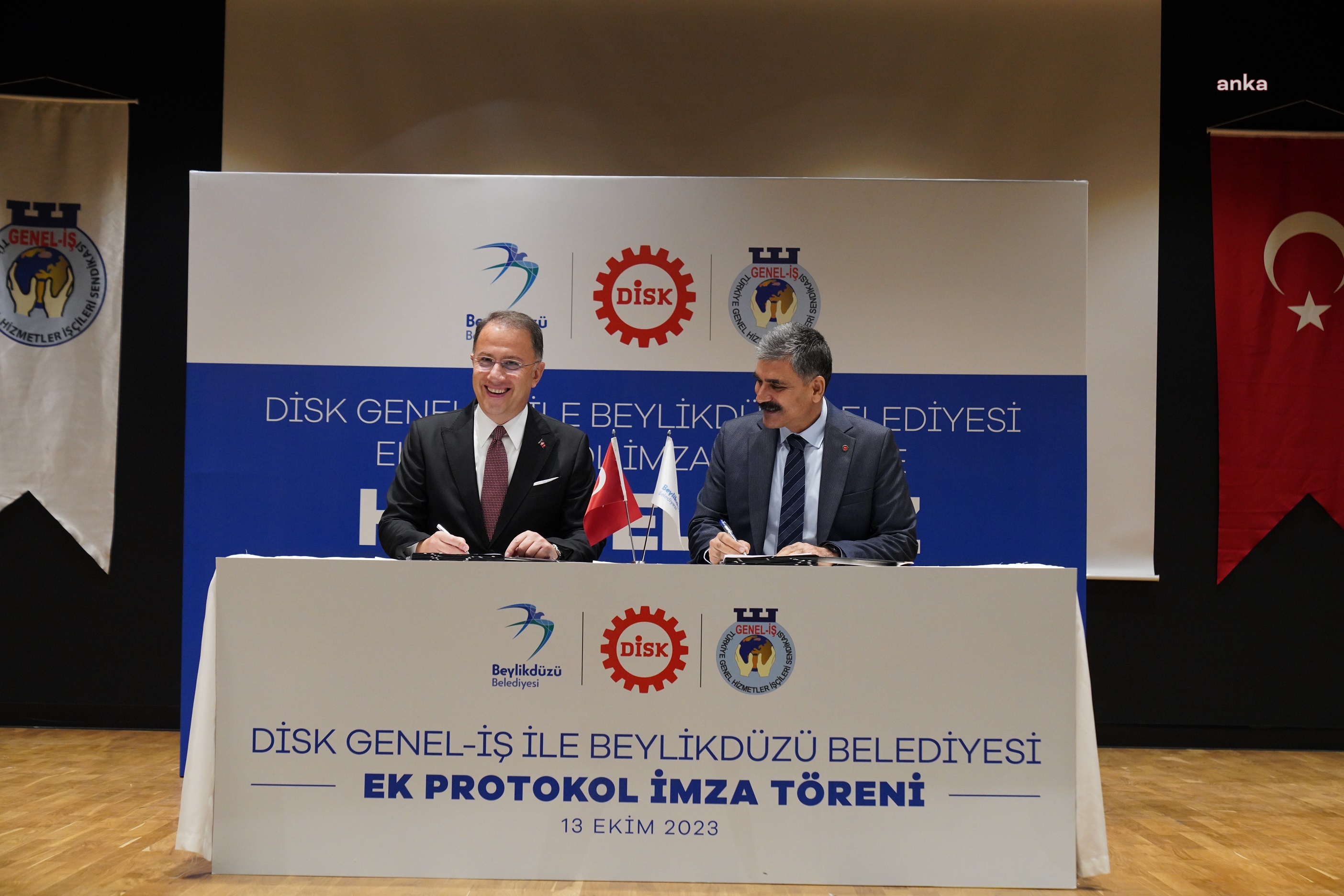 BEYLİKDÜZÜ BELEDİYESİ, BELEDİYEYE BAĞLI ŞİRKET ÇALIŞANLARININ GÜNLÜK YEVMİYELERİNE YÜZDE 25, YEMEK ÜCRETLERİNE İSE YÜZDE 60 ORANINDA ZAM YAPTI