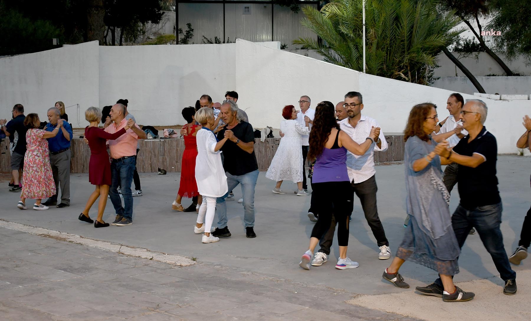 KUŞADALILAR 100’ÜNCÜ YILI 100 KİŞİLİK VALS GÖSTERİSİ İLE KUTLAYACAK