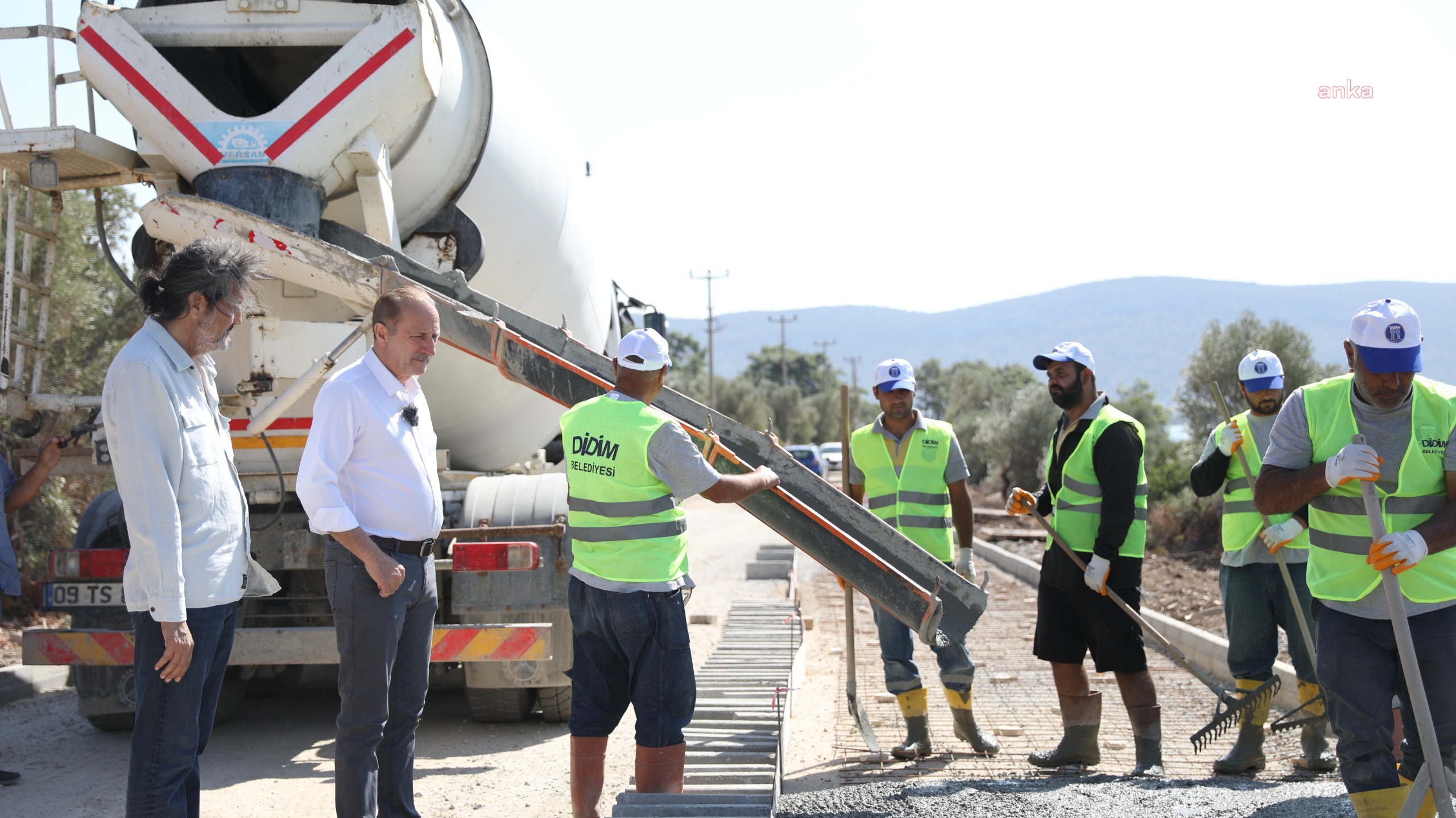 DİDİM’DE 63,5 KM’LİK BİSİKLET YOLU ÇALIŞMALARI HIZLA DEVAM EDİYOR