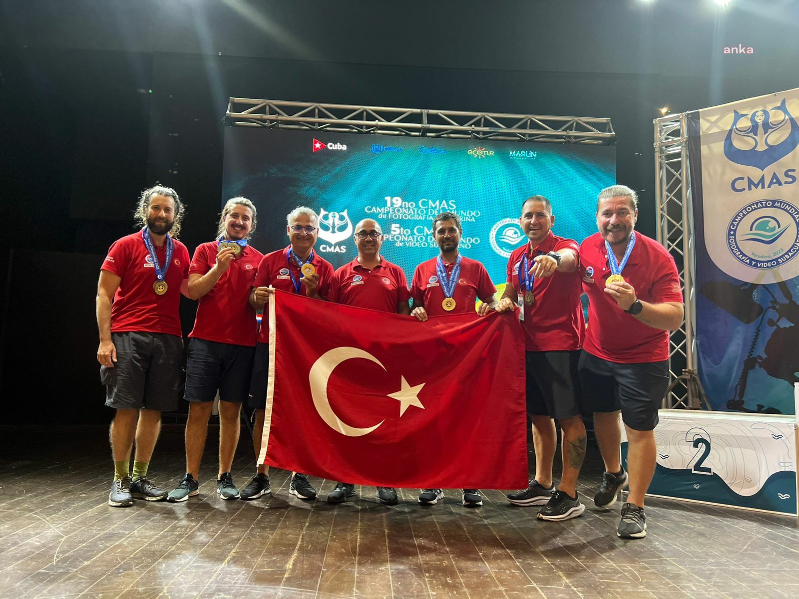 SU ALTINDA DÜNYA ŞAMPİYONU ESKİŞEHİR’DEN ERKAN BALK OLDU