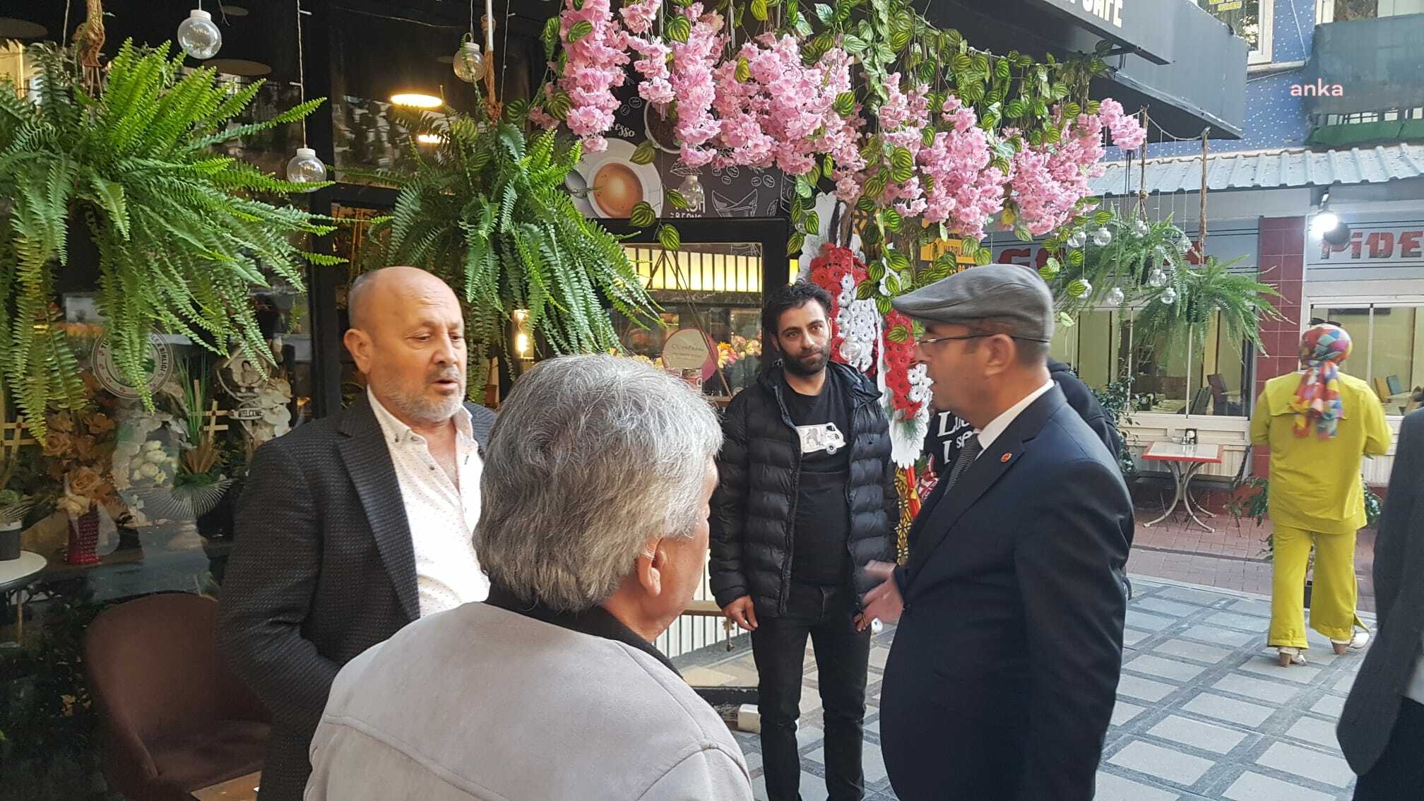 KIRŞEHİR BELEDİYE BAŞKANI EKİCİOĞLU, ÇİÇEKÇİLER ÇARŞISI ESNAFIYLA BULUŞTU