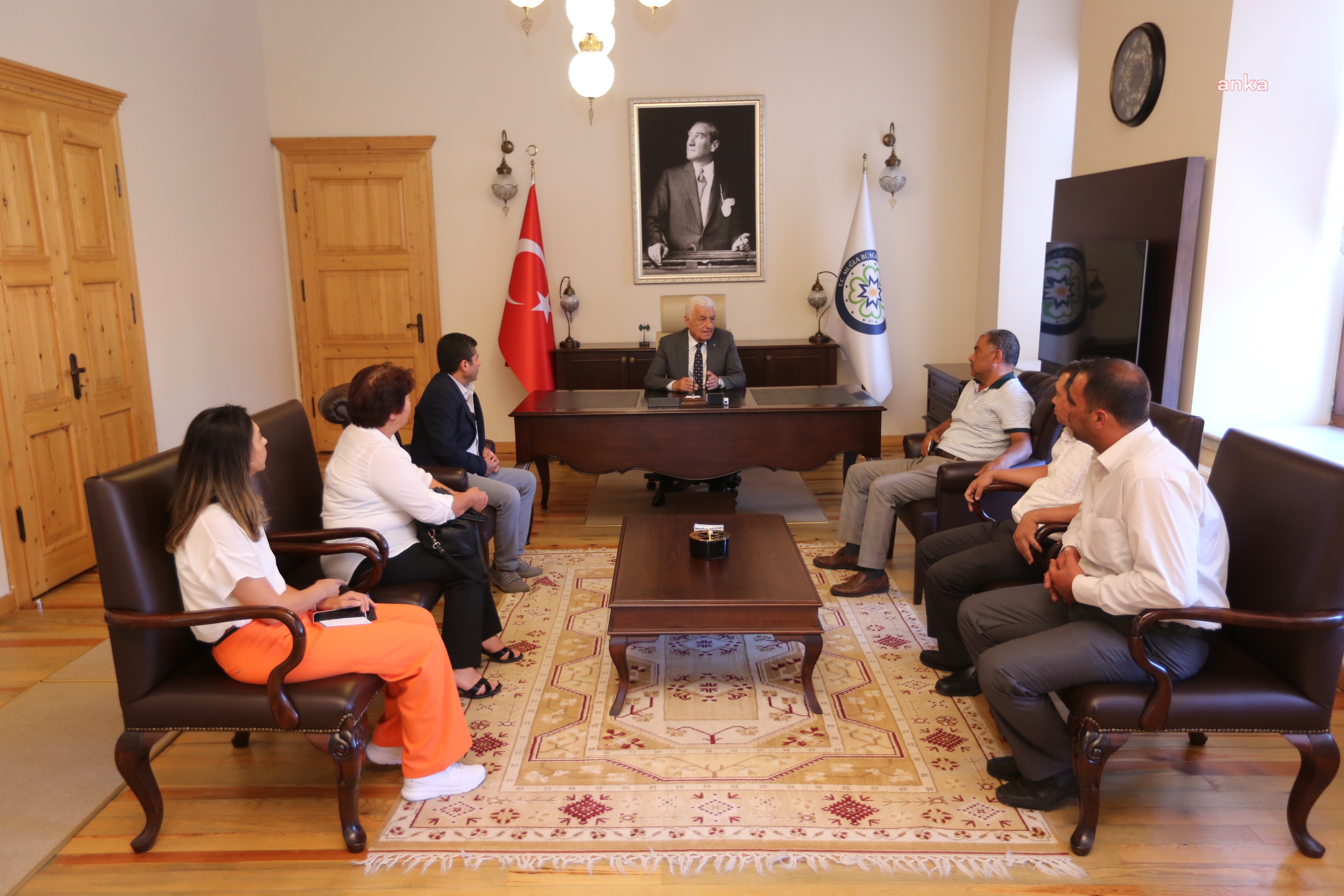 MUĞLA BÜYÜKŞEHİR BELEDİYESİ'NİN MUHTARLAR MASASI 9 YILDIR HİZMET VERİYOR