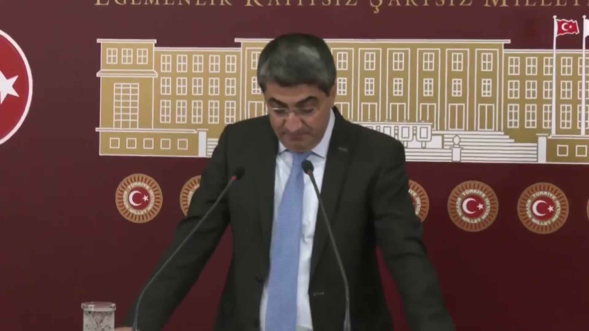 MEHMET EMİN EKMEN, YARGIDAKİ RÜŞVET İDDİALARINI DEĞERLENDİRDİ: "BU, TUZUN KOKTUĞUNUN İLANIDIR VE BU BAŞIMIZA İLK KEZ GELMİYOR"