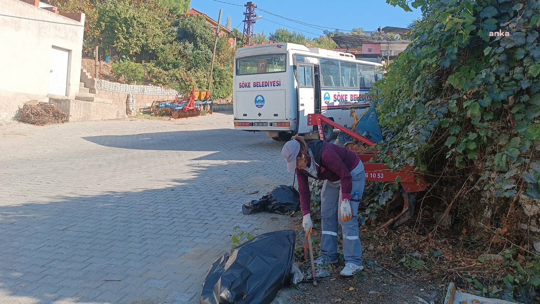 SÖKE BELEDİYESİ EKİPLERİ SÖKE’NİN HER YERİNDE İŞ BAŞINDA