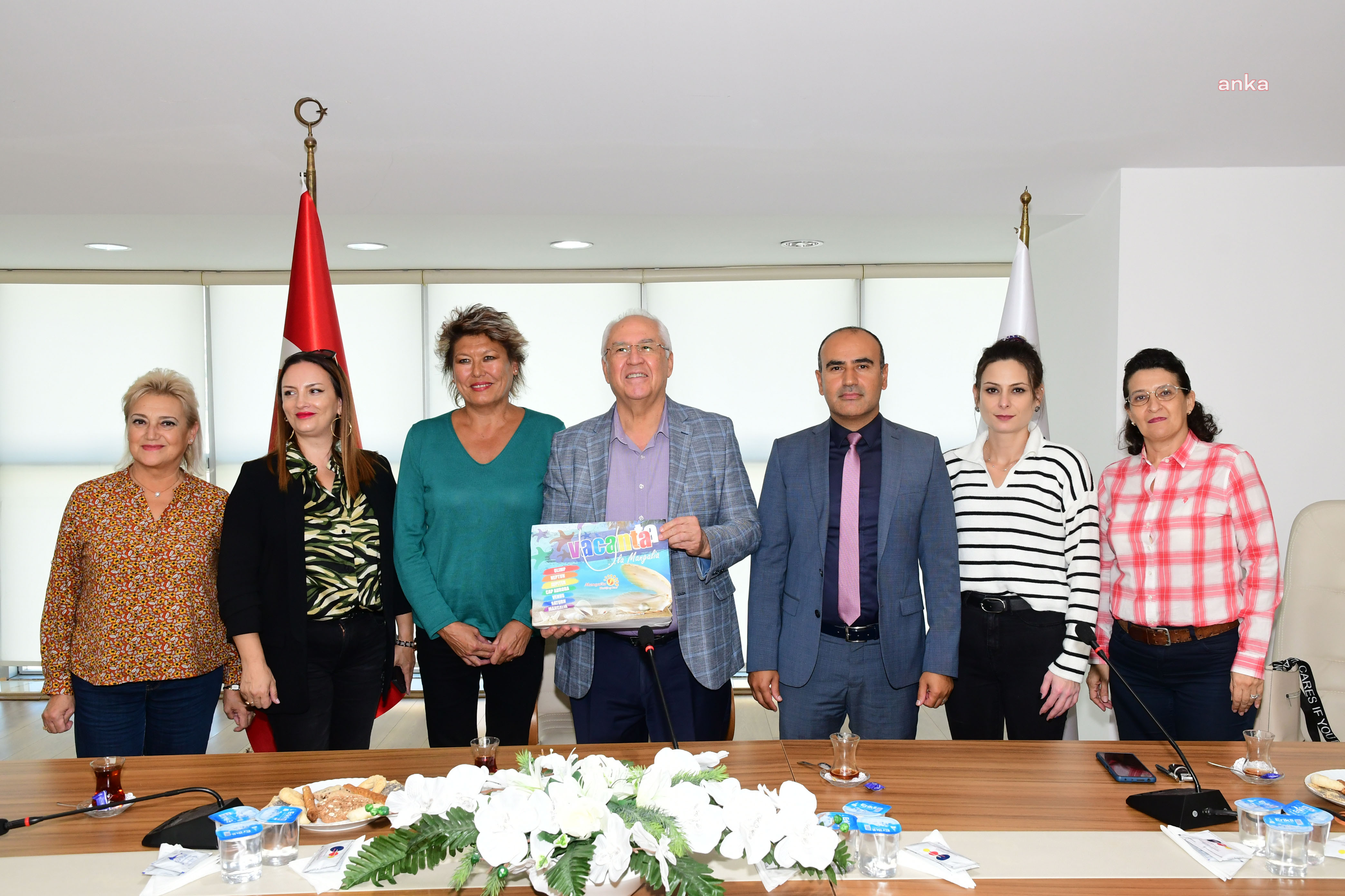 ROMANYALI ÖĞRENCİLER KARABAĞLAR BELEDİYESİ'NDE