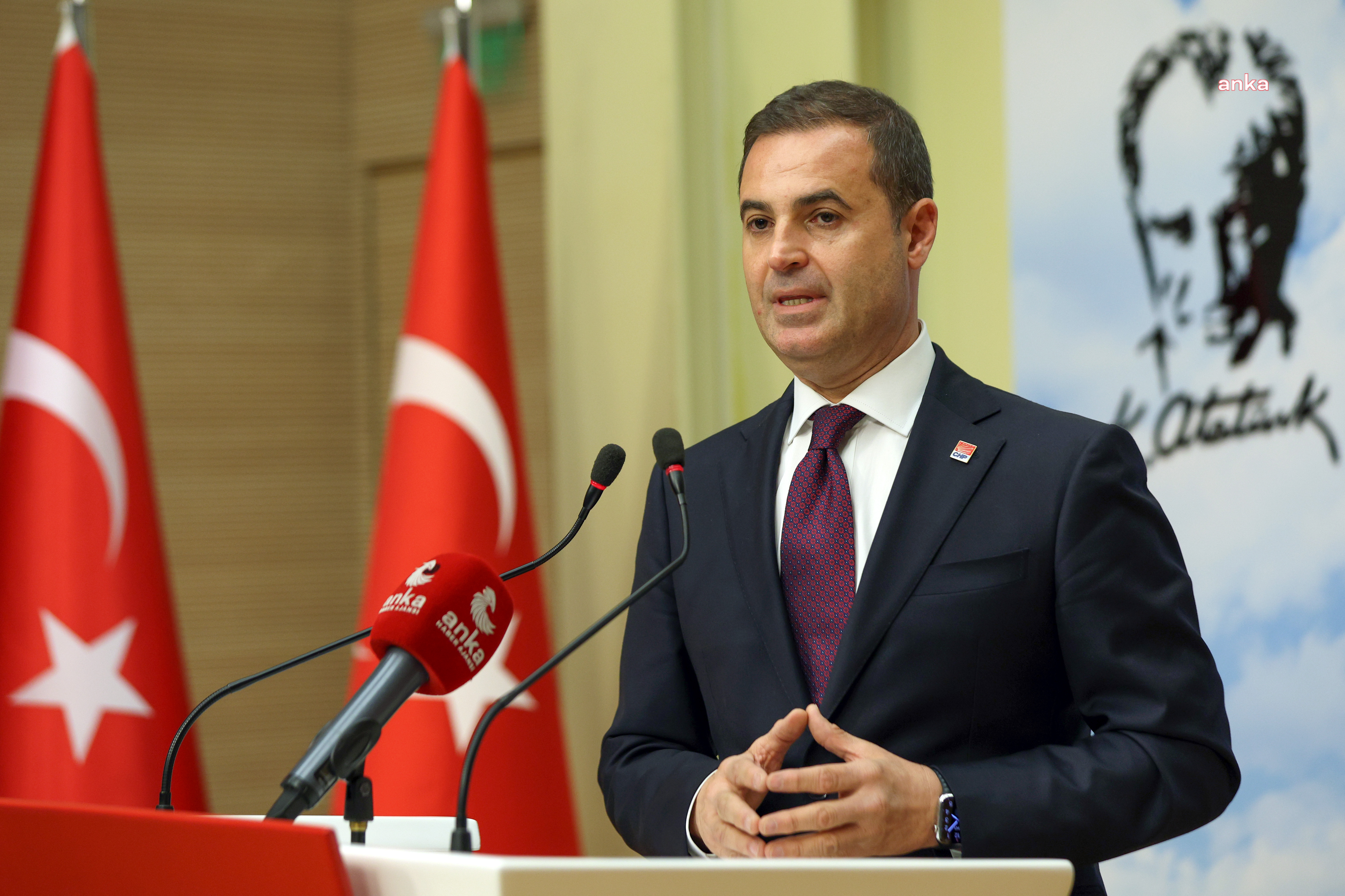 CHP’DEN BELEDİYELERE KIŞ AYLARINDA SOSYAL YARDIMLARI ARTIRMA TALİMATI... AHMET AKIN: “İHTİYAÇ SAHİBİ TÜM KESİMLERE DESTEK OLACAĞIZ”
