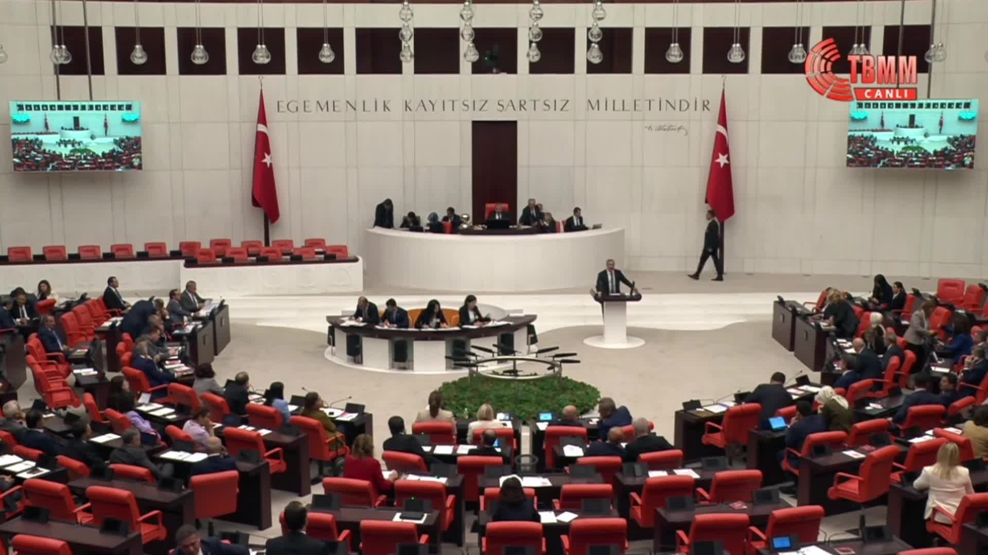 YEŞİL SOL PARTİ'NİN YARGIDAKİ RÜŞVET VE YOLSUZLUK İDDİALARININ ARAŞTIRILMASI ÖNERİSİ, AKP VE MHP'Lİ MİLLETVEKİLLERİ TARAFINDAN REDDEDİLDİ