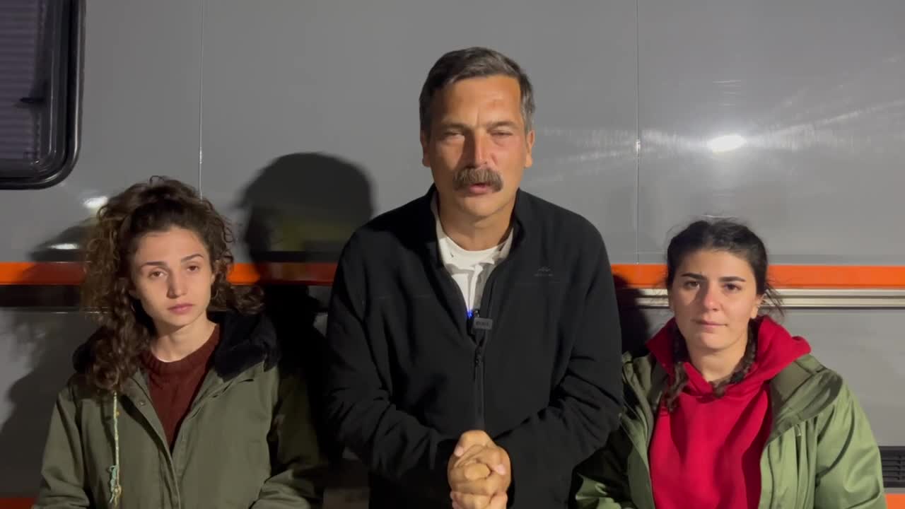 TİP ÖZGÜRLÜK YÜRÜYÜŞÜ'NÜN 19'UNCU GÜNÜ... ERKAN BAŞ: "BEDELİ NE OLURSA OLSUN BU ÜLKENİN GELECEĞİ OLAN GENÇLERİ TARİKATLARIN, CEMAATLERİN ELİNE TESLİM ETMEYECEĞİZ"