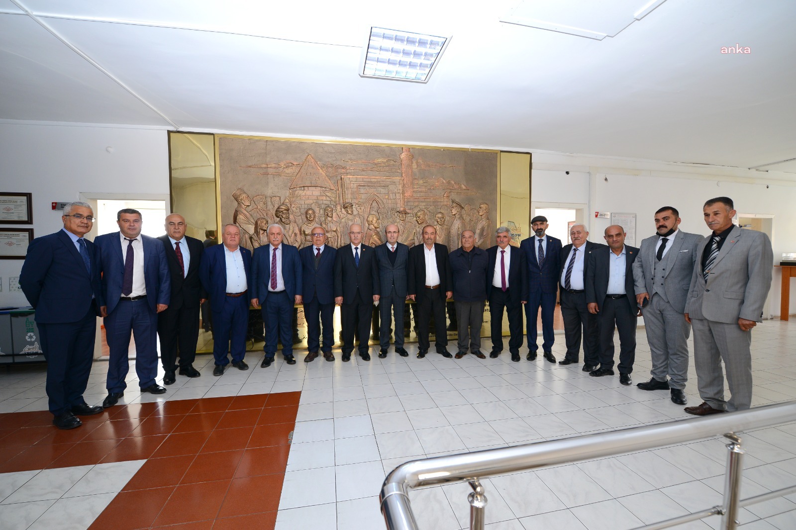 KIRŞEHİR BELEDİYE BAŞKANI EKİCİOĞLU, MERKEZ MAHALLE MUHTARLARIYLA BULUŞTU