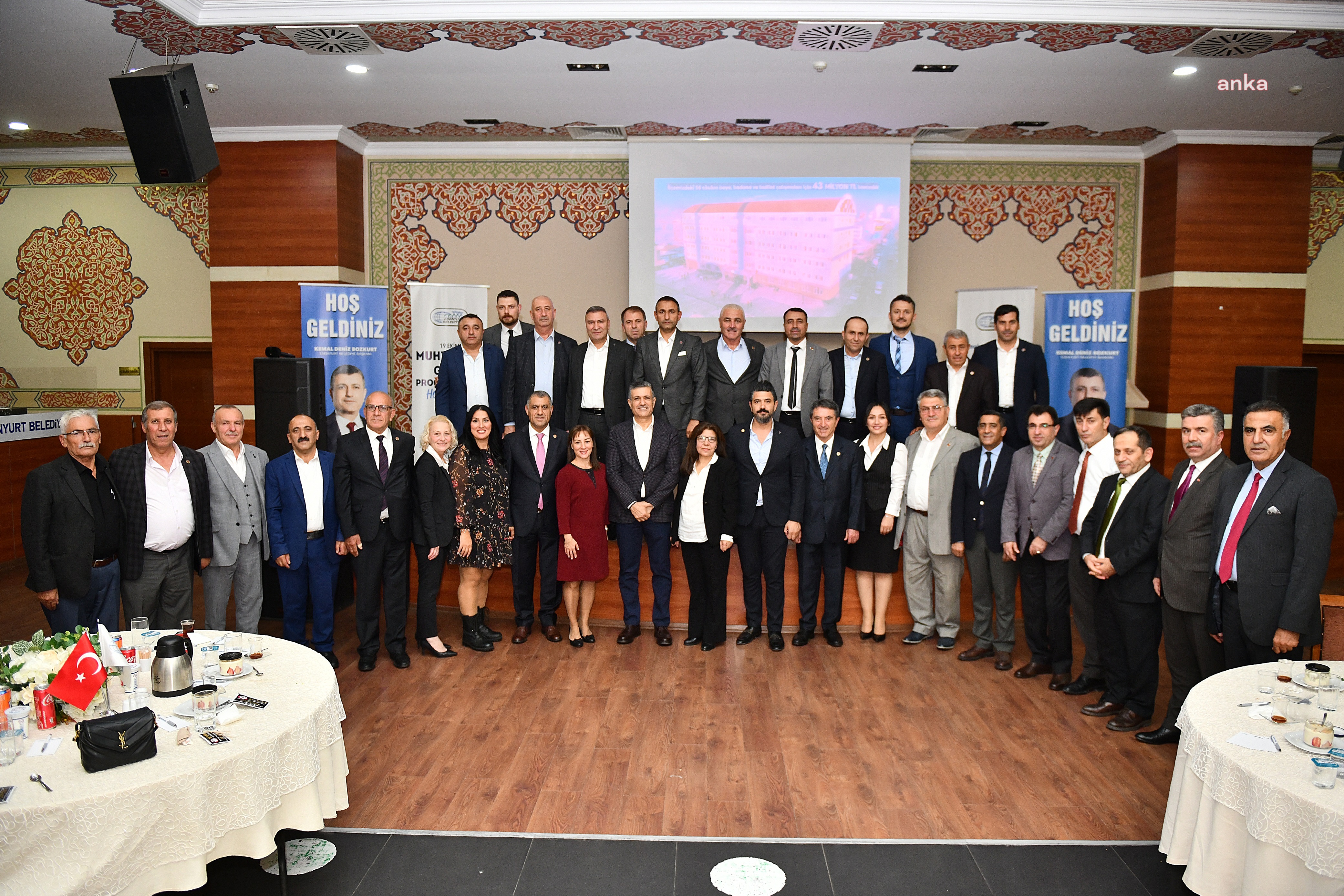 ESENYURT BELEDİYE BAŞKANI BOZKURT, MUHTARLARLA BİR ARAYA GELDİ