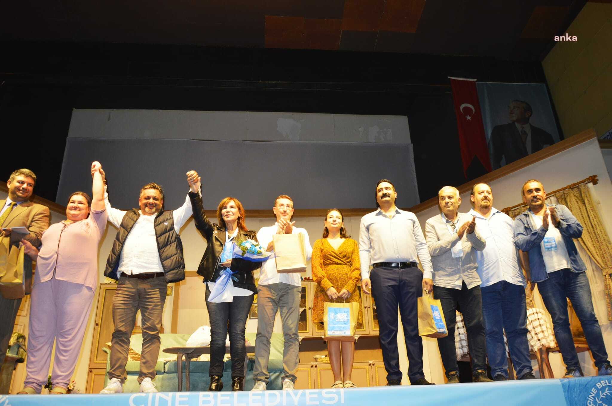1'İNCİ ALABANDA TİYATRO FESTİVALİ TİYATRO VE SÖYLEŞİLERLE DEVAM ETTİ