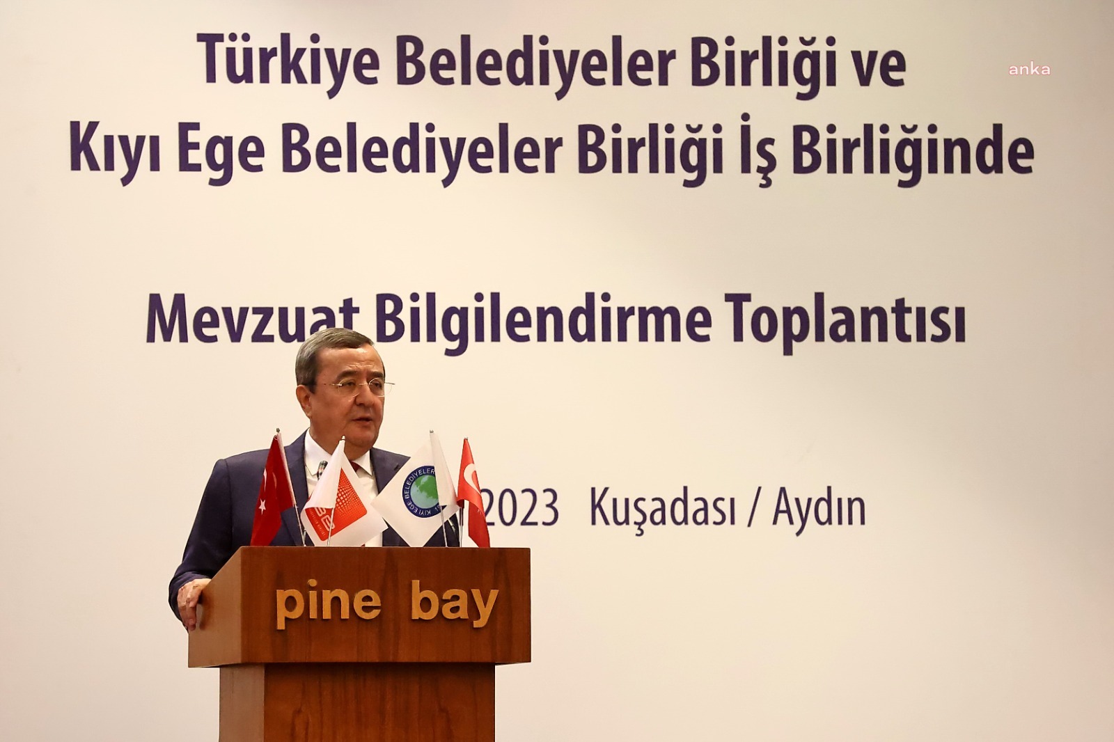 KONAK BELEDİYE BAŞKANI BATUR: "TEK ÇÖZÜM BELEDİYE GELİRLERİ YASASI"