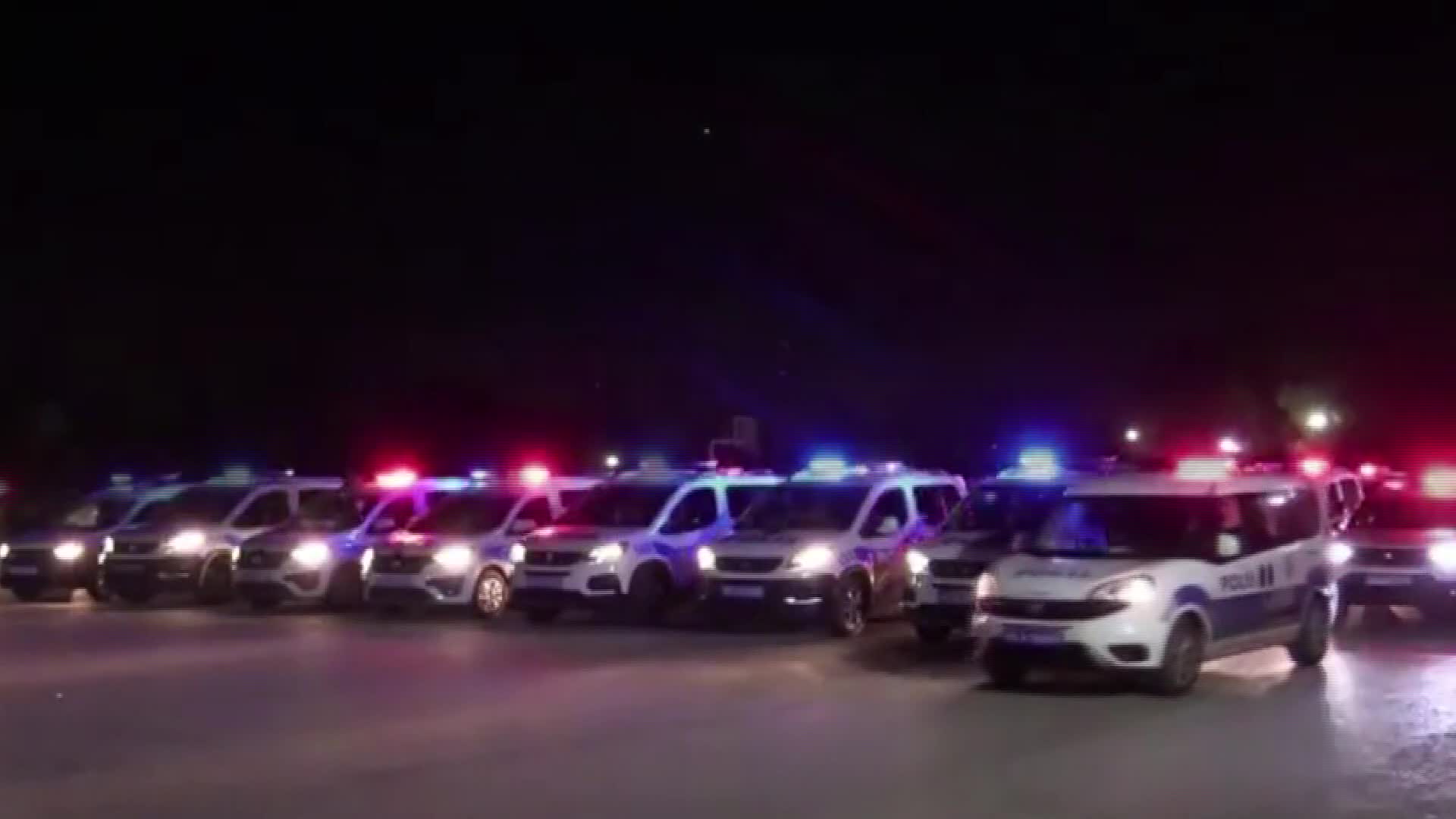 BAKAN YERLİKAYA DUYURDU: 77 İLDE FETÖ ÜYELERİNE "KISKAÇ" OPERASYONU: 611 GÖZALTI
