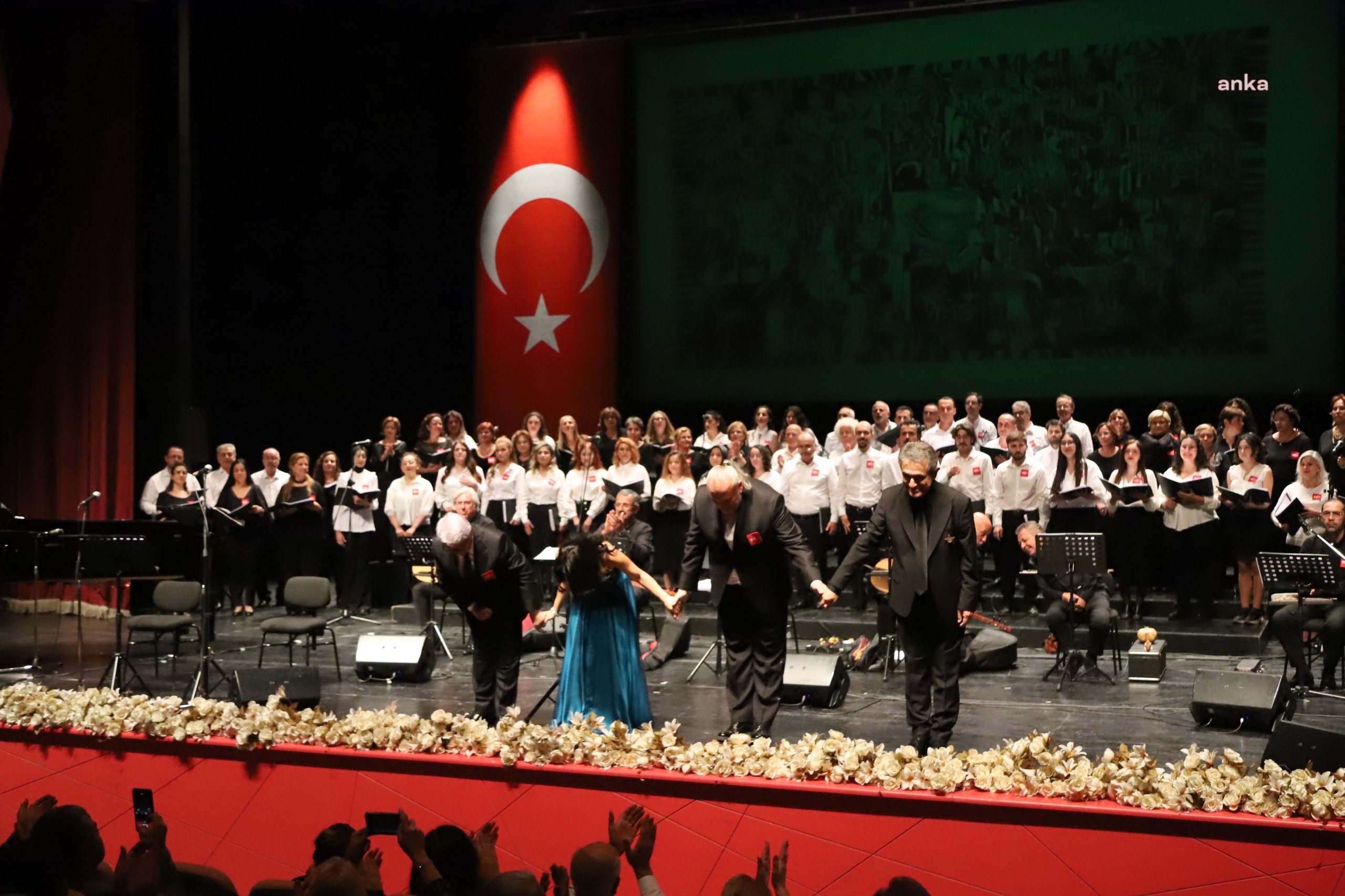 ESKİŞEHİR BÜYÜKŞEHİR BELEDİYESİ’NDEN 100. YILDA MUHTEŞEM KONSER