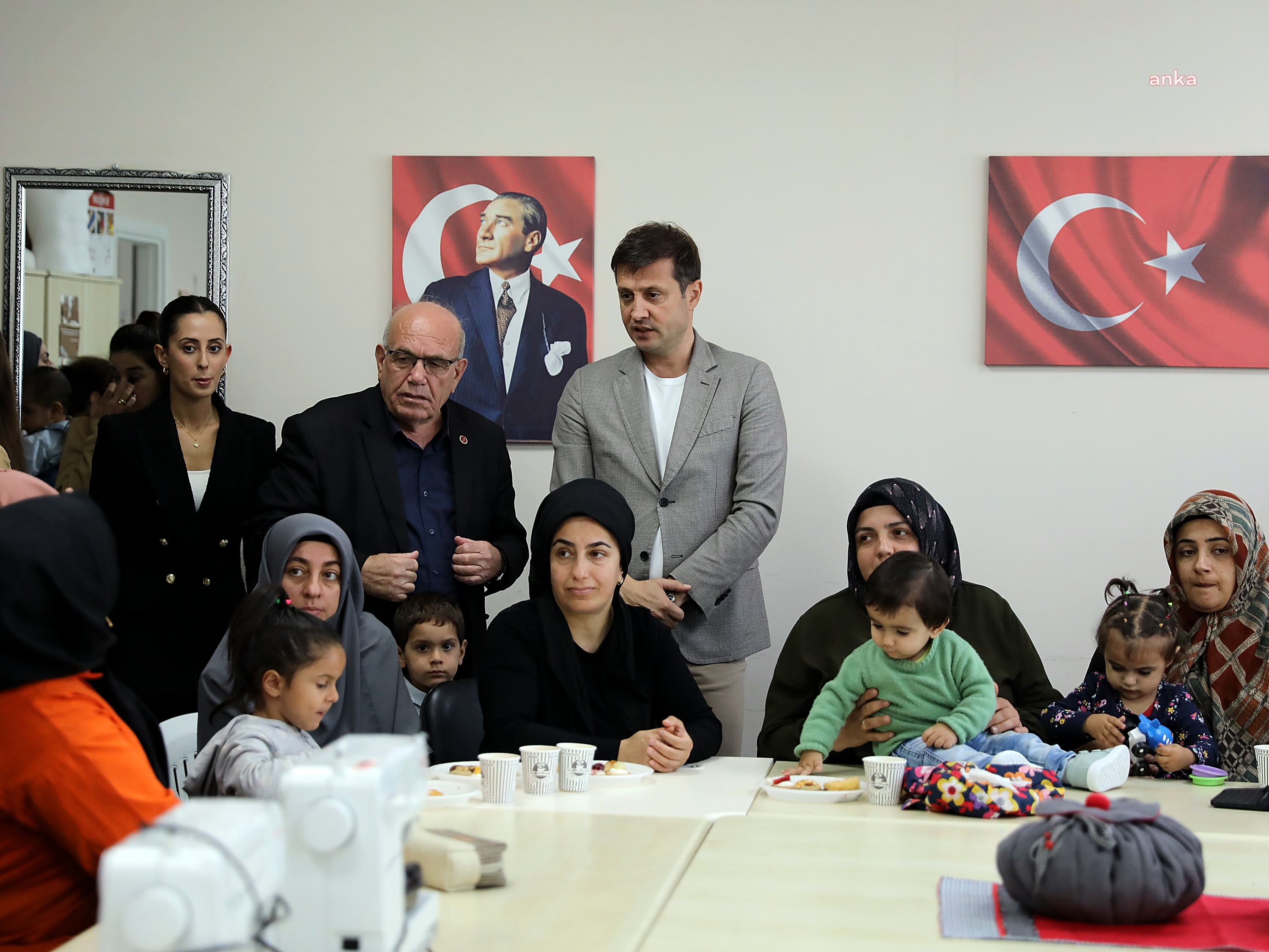 ÇERKEZKÖY BELEDİYE BAŞKANI AKAY, MAHALLE EVLERİNİ ZİYARET ETTİ