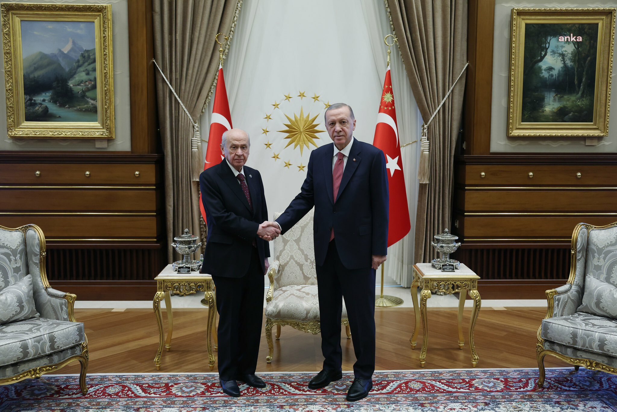 CUMHURBAŞKANI ERDOĞAN, MHP GENEL BAŞKANI DEVLET BAHÇELİ İLE CUMHURBAŞKANLIĞI’NDA GÖRÜŞTÜ